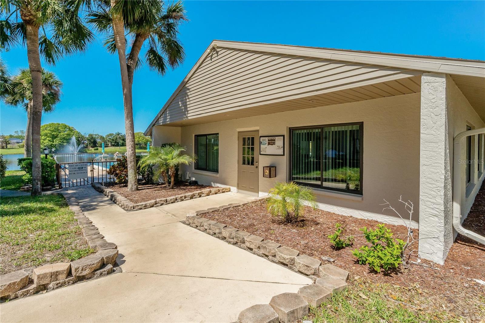 1737 PINE RIDGE WAY W #B-1, PALM HARBOR, FL, 34684