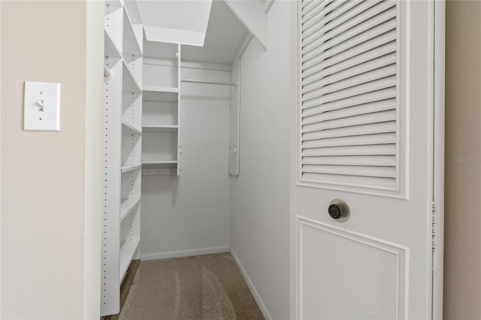 1737 PINE RIDGE WAY W #B-1, PALM HARBOR, FL, 34684