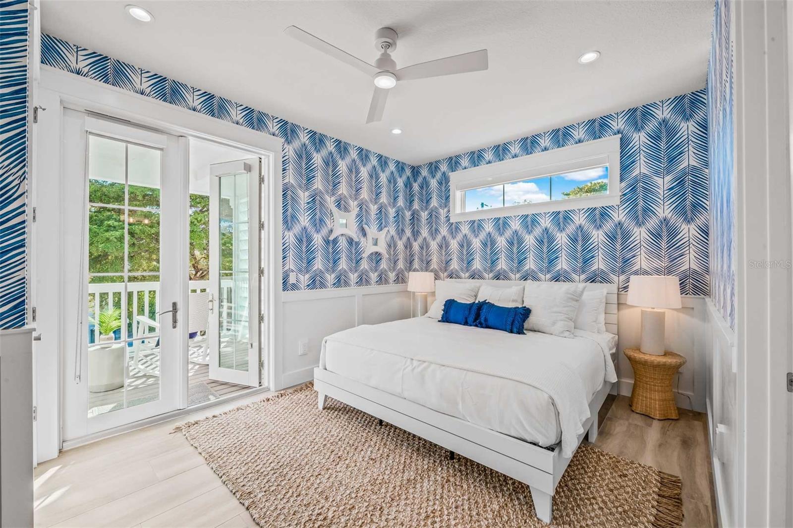 141 AVENIDA VENECCIA, SARASOTA, FL, 34242