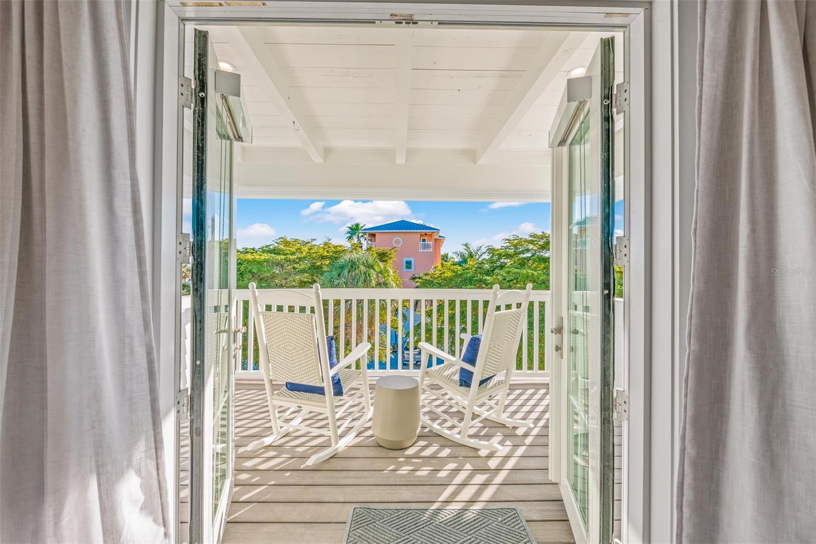 141 AVENIDA VENECCIA, SARASOTA, FL, 34242