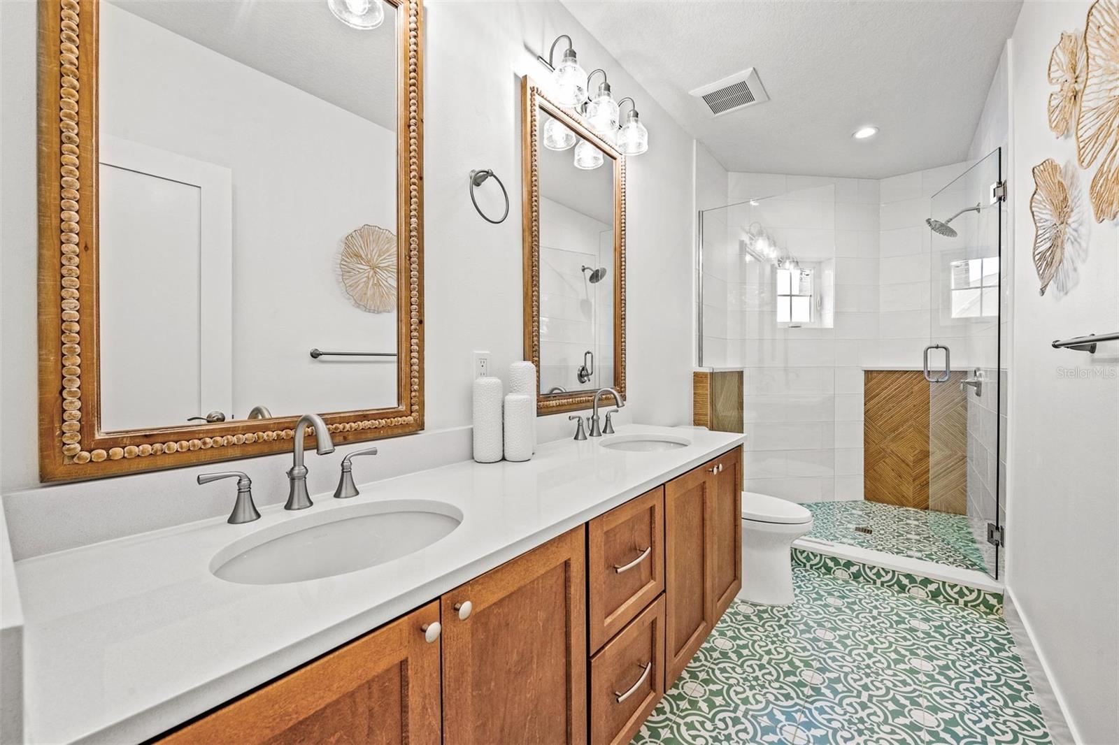 141 AVENIDA VENECCIA, SARASOTA, FL, 34242