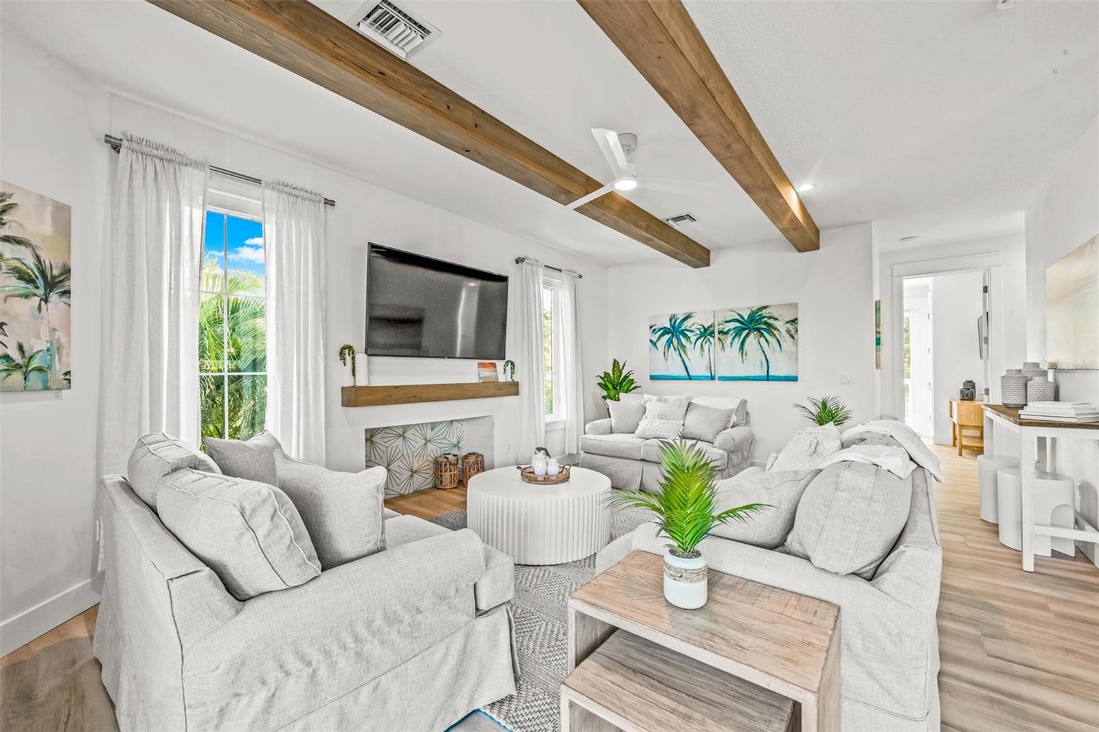 141 AVENIDA VENECCIA, SARASOTA, FL, 34242