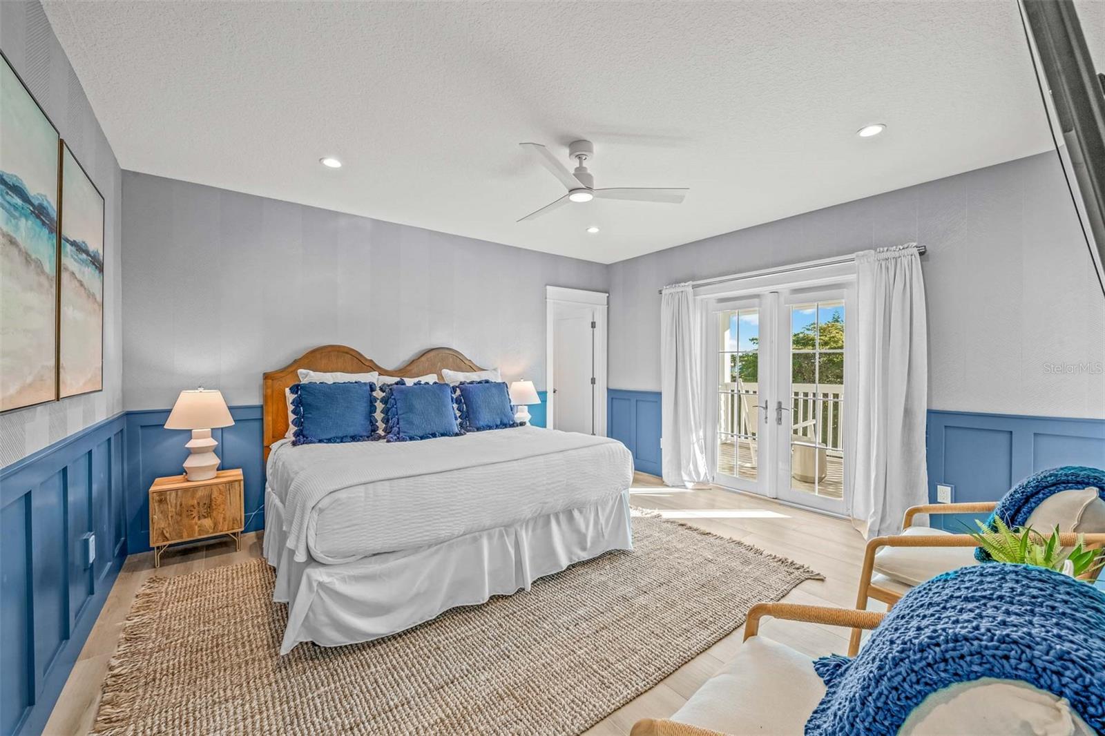 141 AVENIDA VENECCIA, SARASOTA, FL, 34242