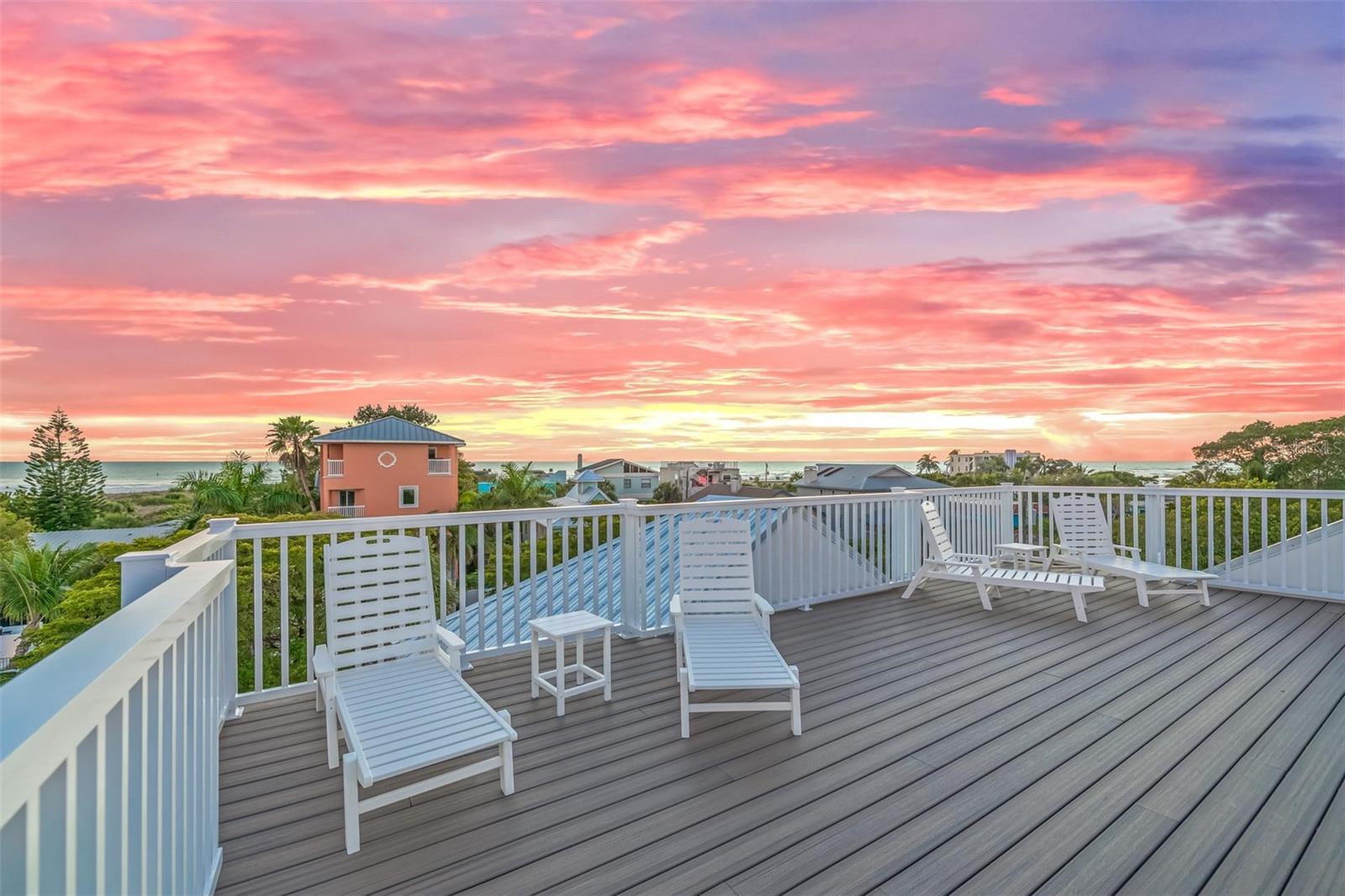 141 AVENIDA VENECCIA, SARASOTA, FL, 34242