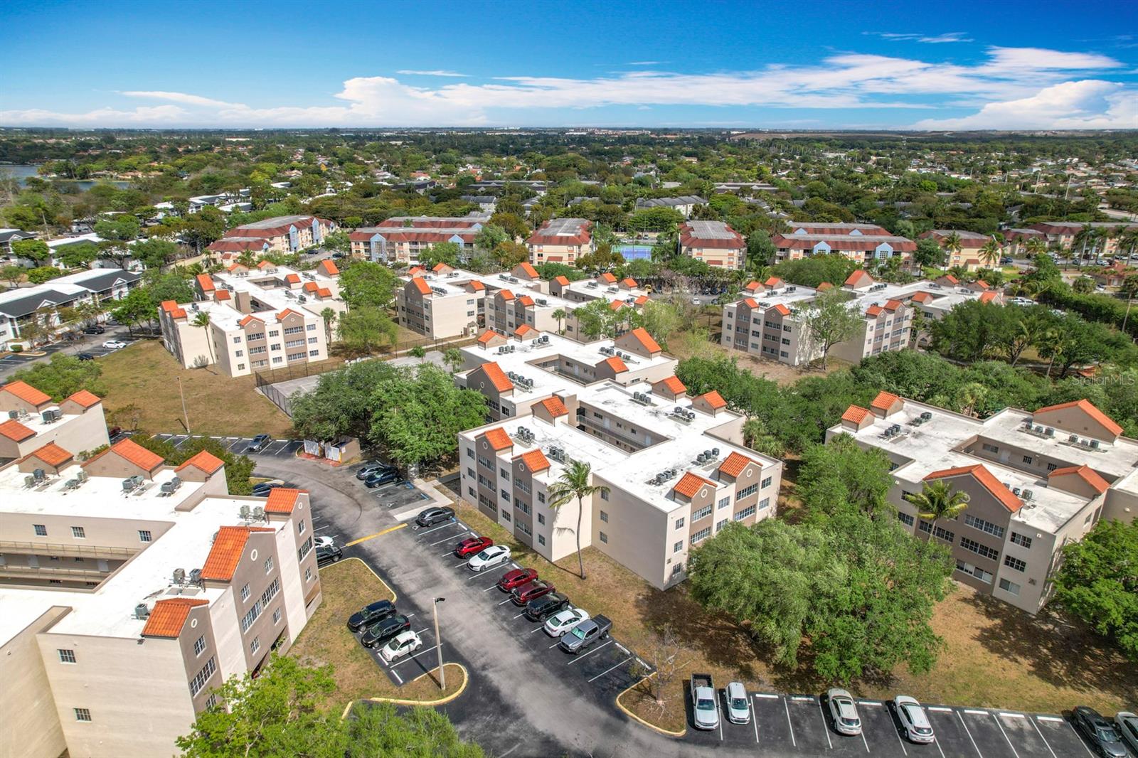 6065 NW 186TH ST #312, HIALEAH, FL, 33015