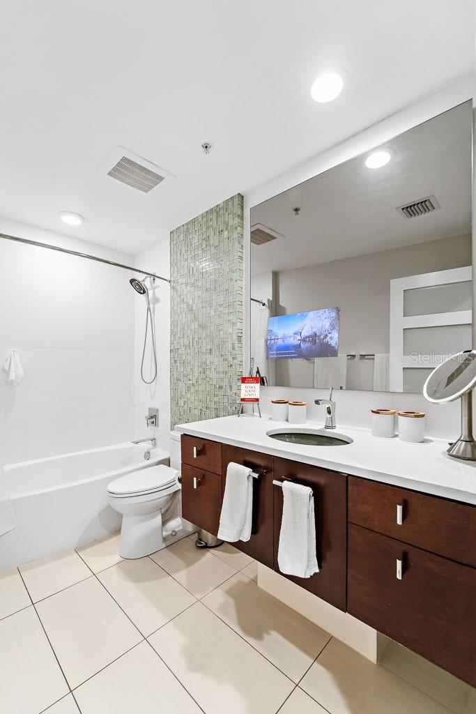 1120 E KENNEDY BLVD #612, TAMPA, FL, 33602
