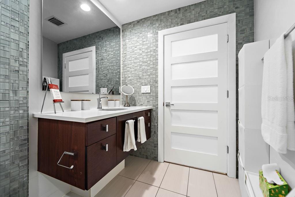 1120 E KENNEDY BLVD #612, TAMPA, FL, 33602