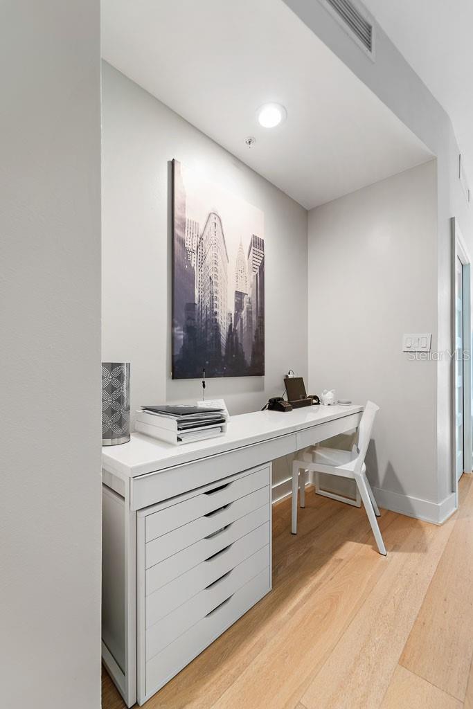 1120 E KENNEDY BLVD #612, TAMPA, FL, 33602