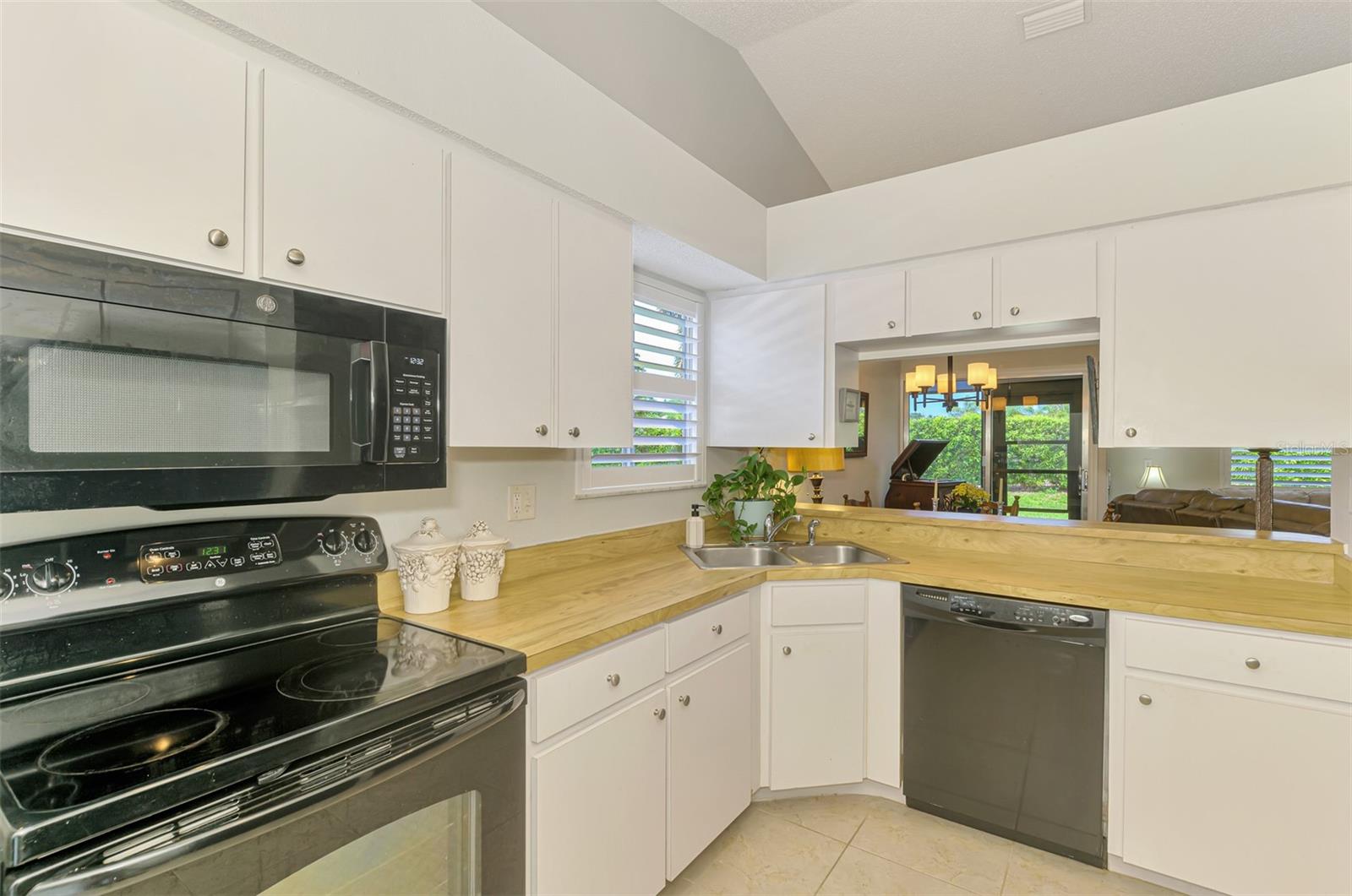 3008 SAIL POINTE CIR #2C, VENICE, FL, 34293
