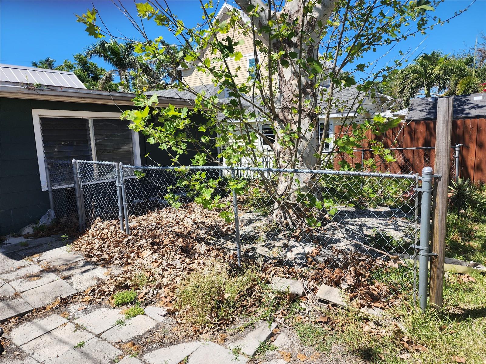 232 HARVEY ST, PUNTA GORDA, FL, 33950