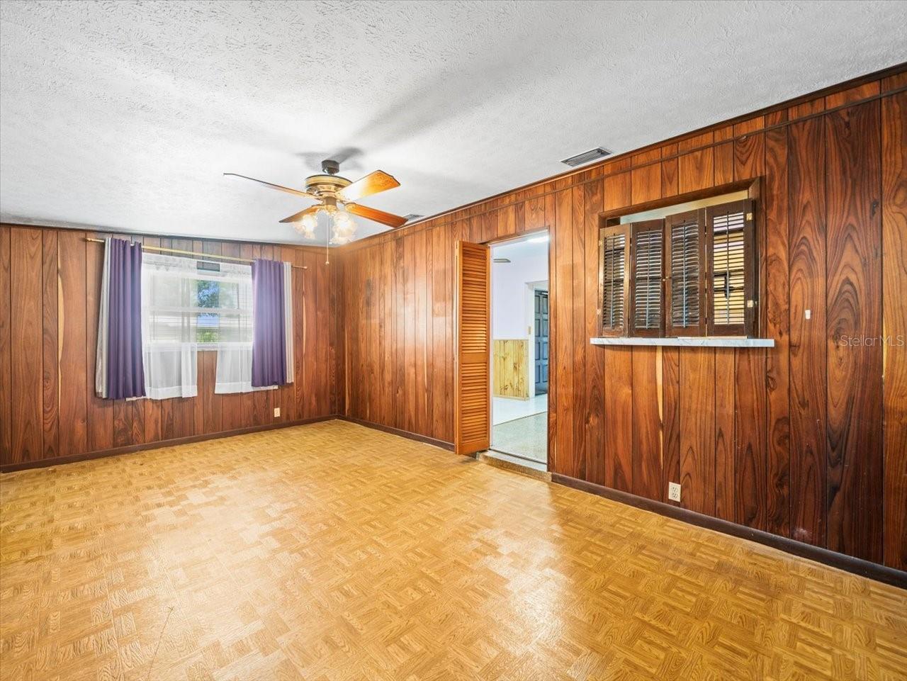 4509 N SAINT VINCENT ST, TAMPA, FL, 33614