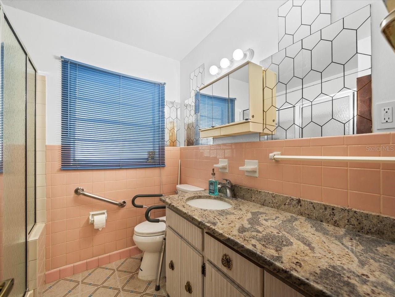 4509 N SAINT VINCENT ST, TAMPA, FL, 33614