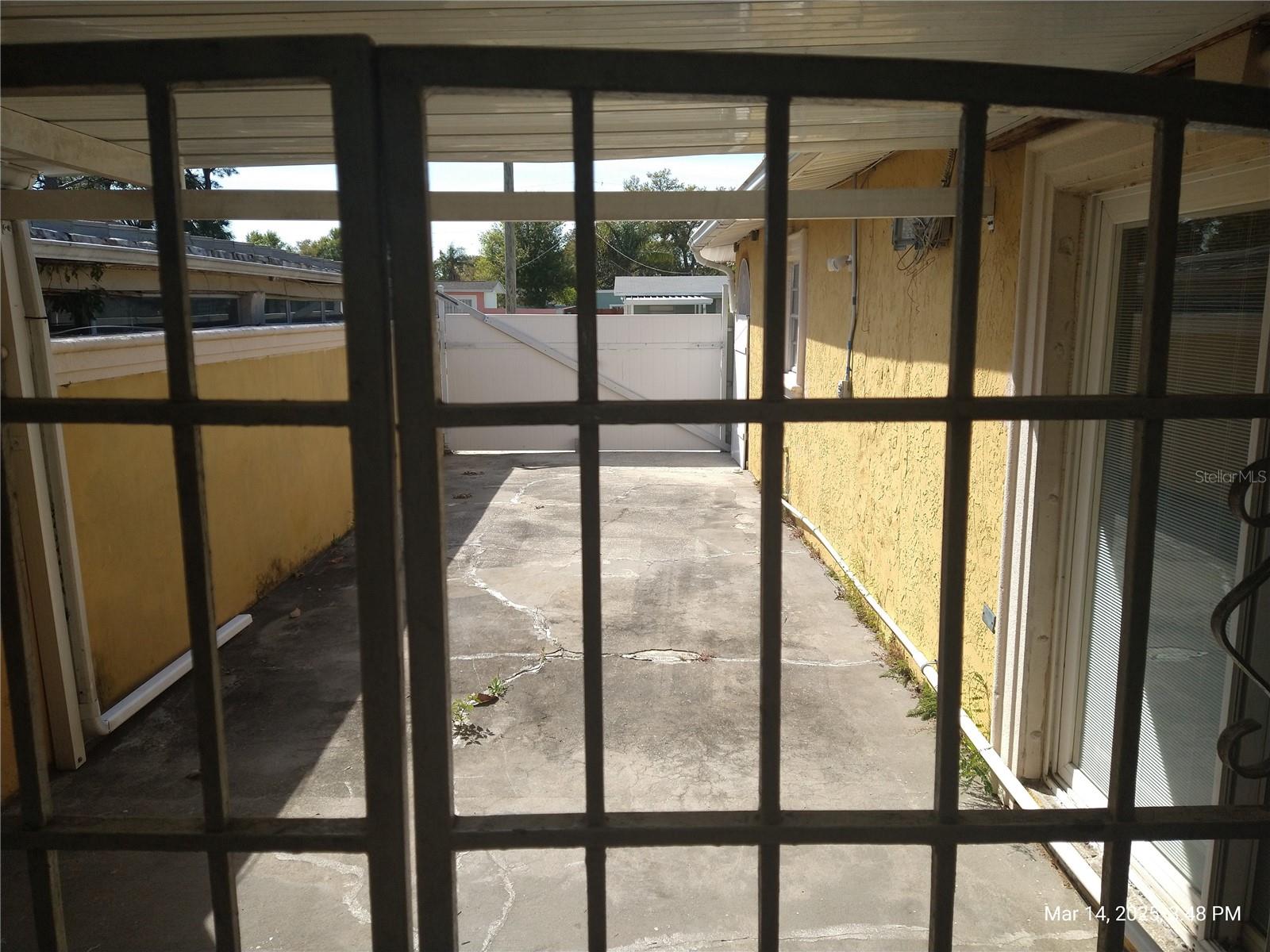 4607 N SAINT VINCENT ST, TAMPA, FL, 33614