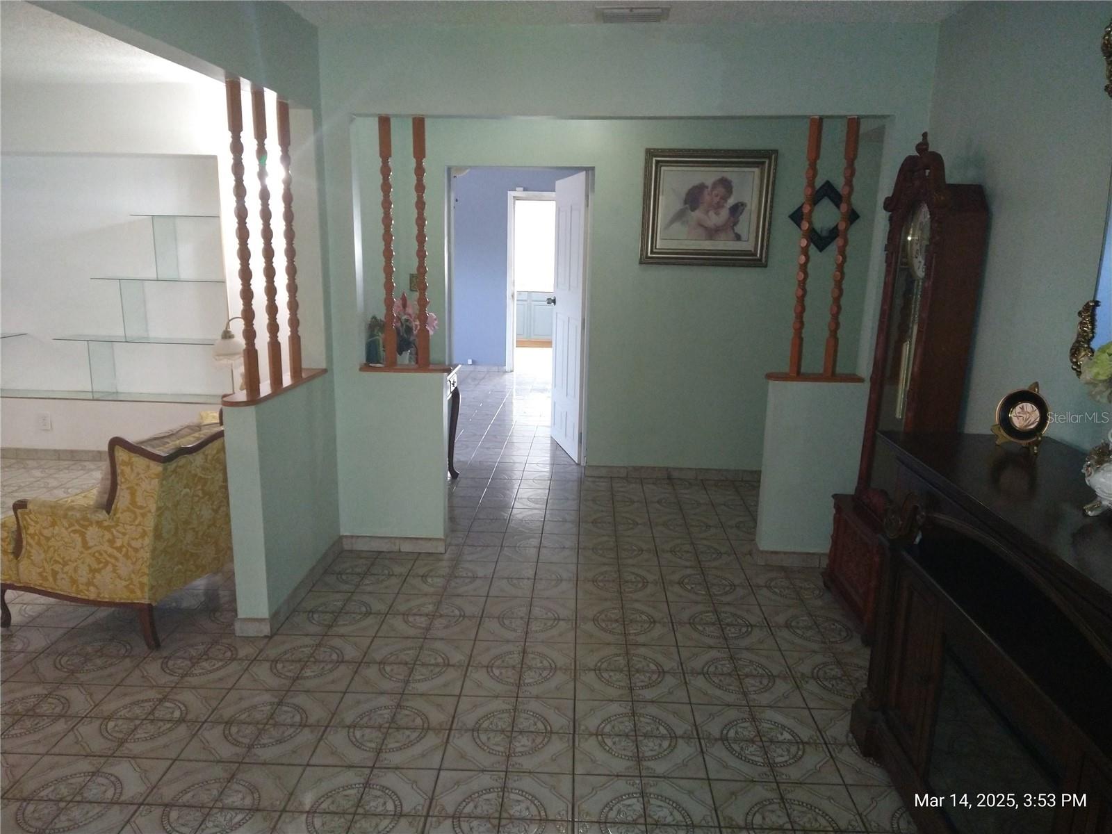 4607 N SAINT VINCENT ST, TAMPA, FL, 33614