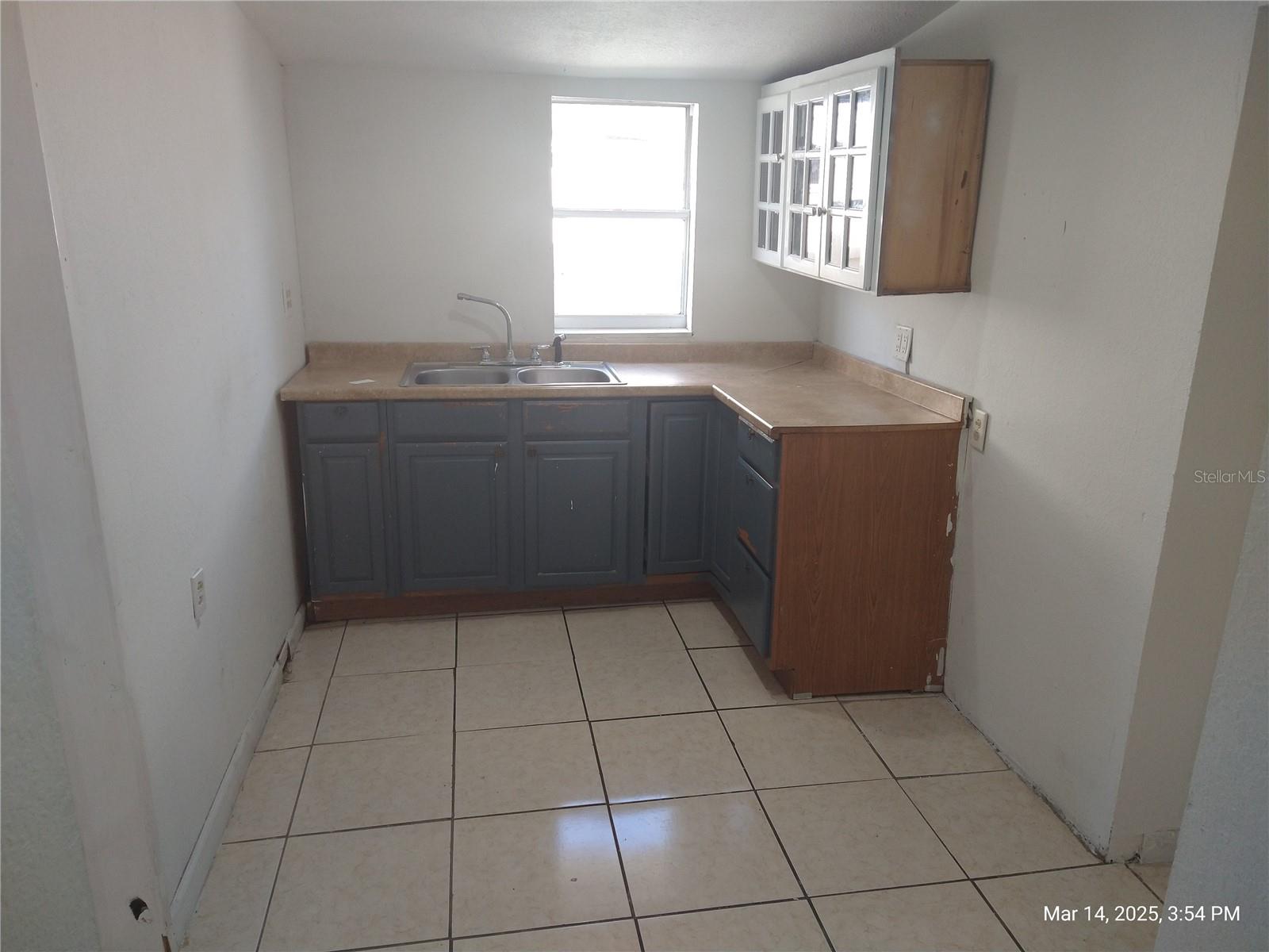 4607 N SAINT VINCENT ST, TAMPA, FL, 33614