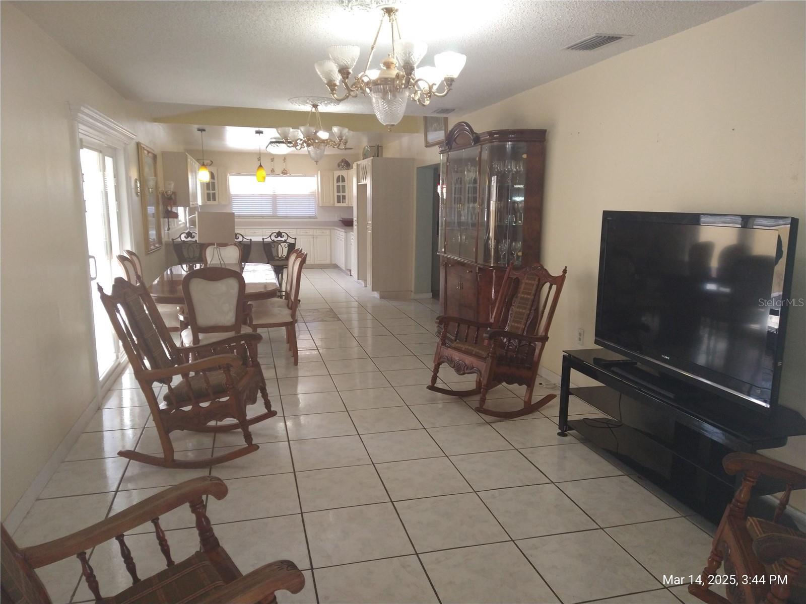 4607 N SAINT VINCENT ST, TAMPA, FL, 33614