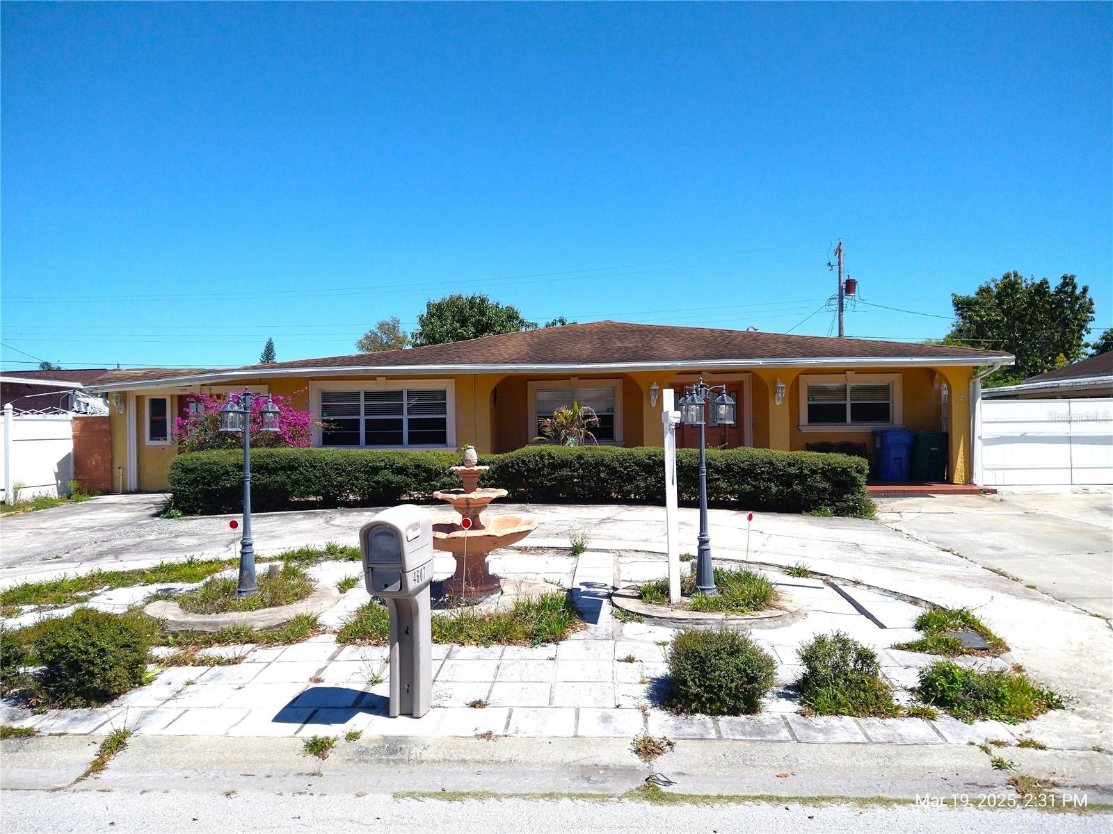 4607 N SAINT VINCENT ST, TAMPA, FL, 33614