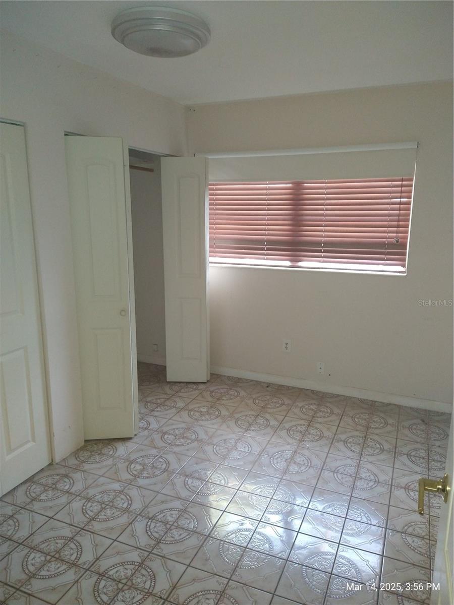 4607 N SAINT VINCENT ST, TAMPA, FL, 33614