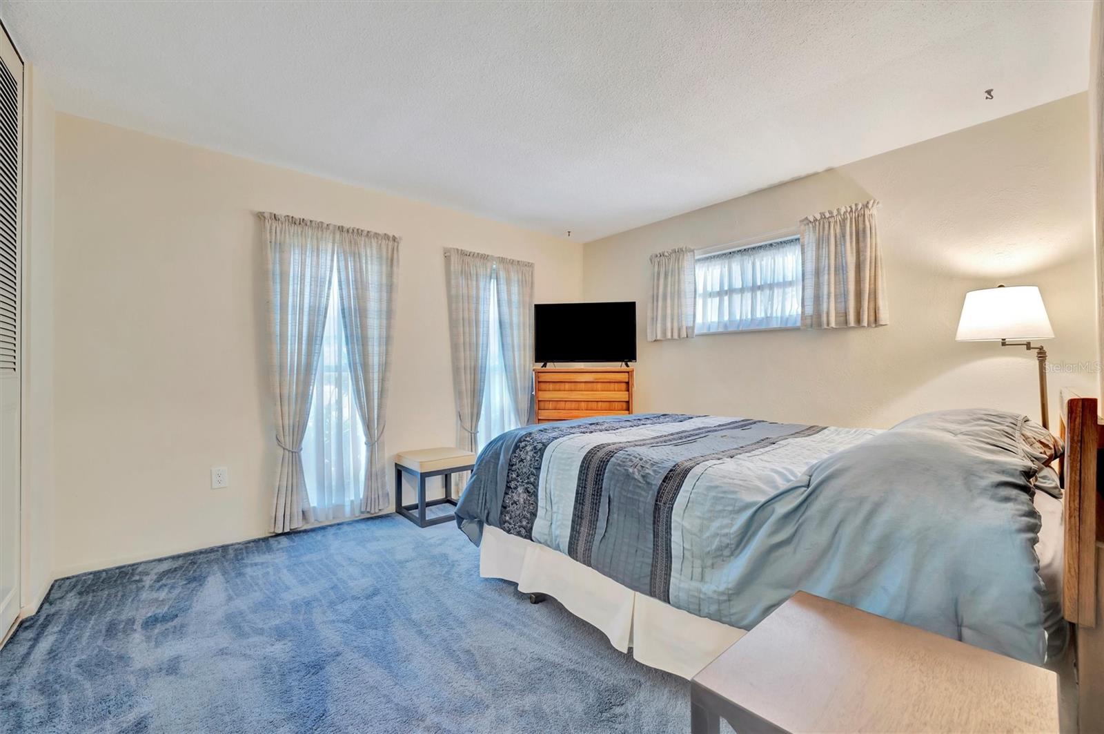 5603 97TH WAY N, ST PETERSBURG, FL, 33708