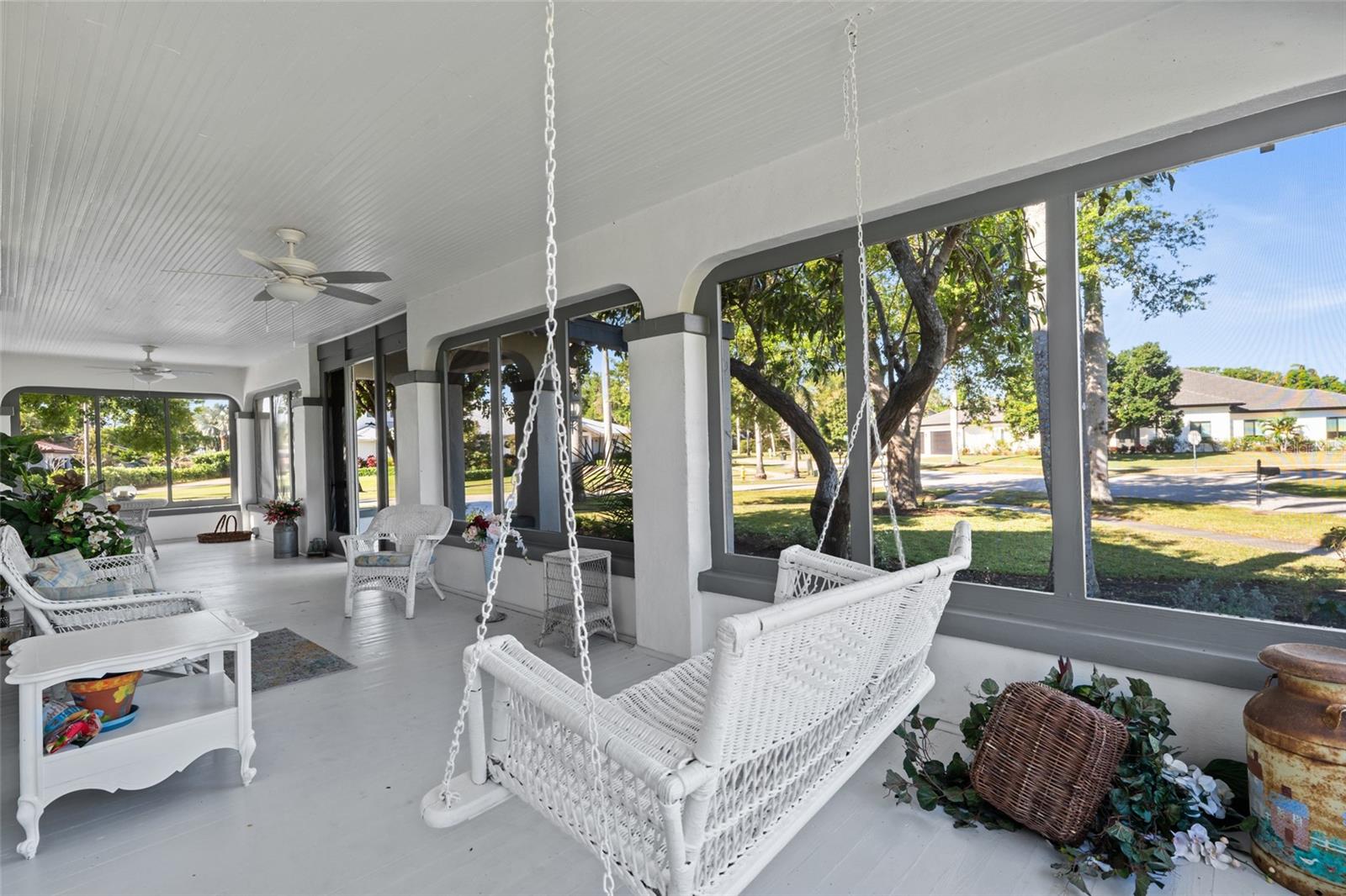 3235 AVOCADO DR, FORT MYERS, FL, 33901