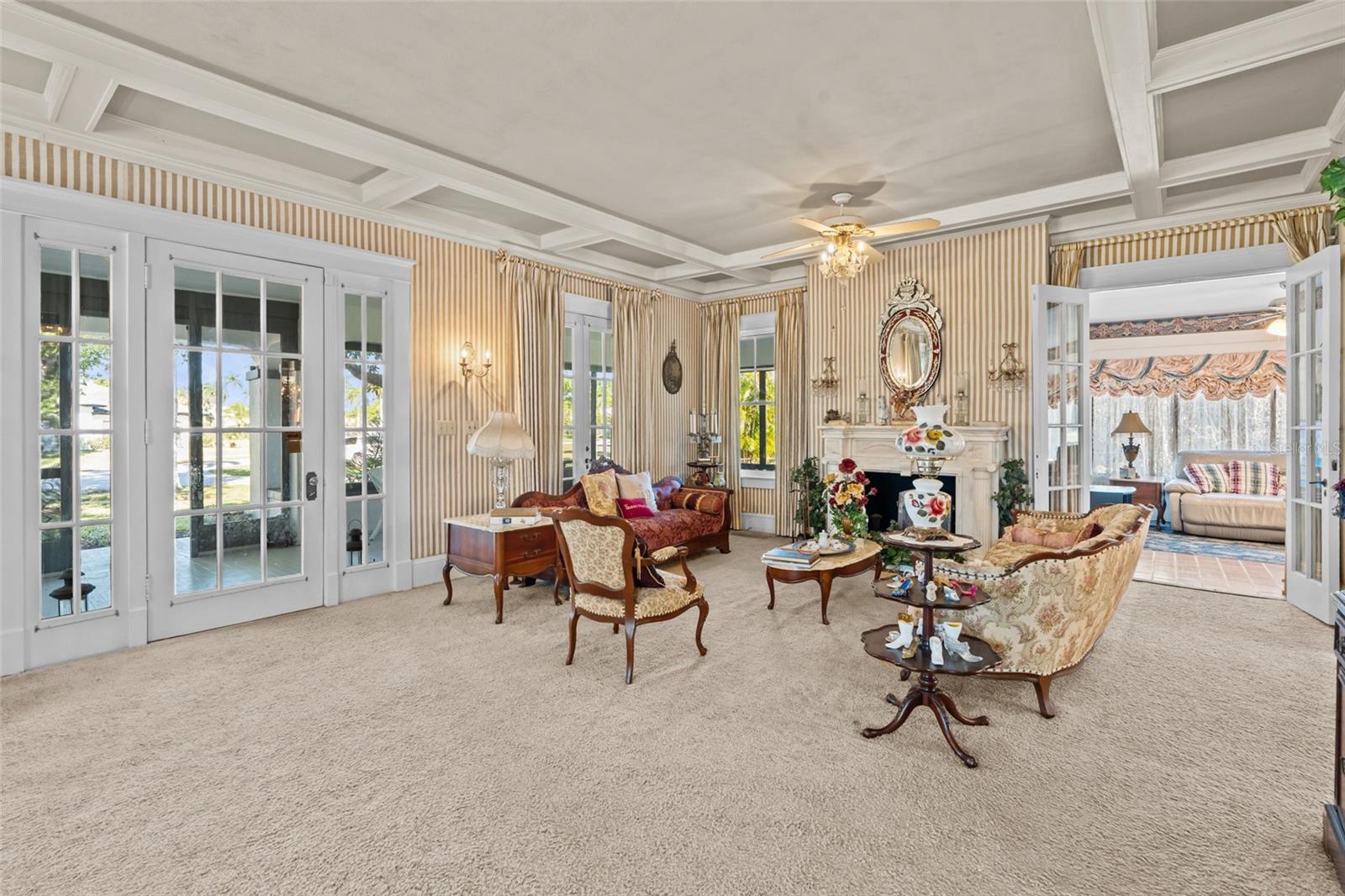 3235 AVOCADO DR, FORT MYERS, FL, 33901
