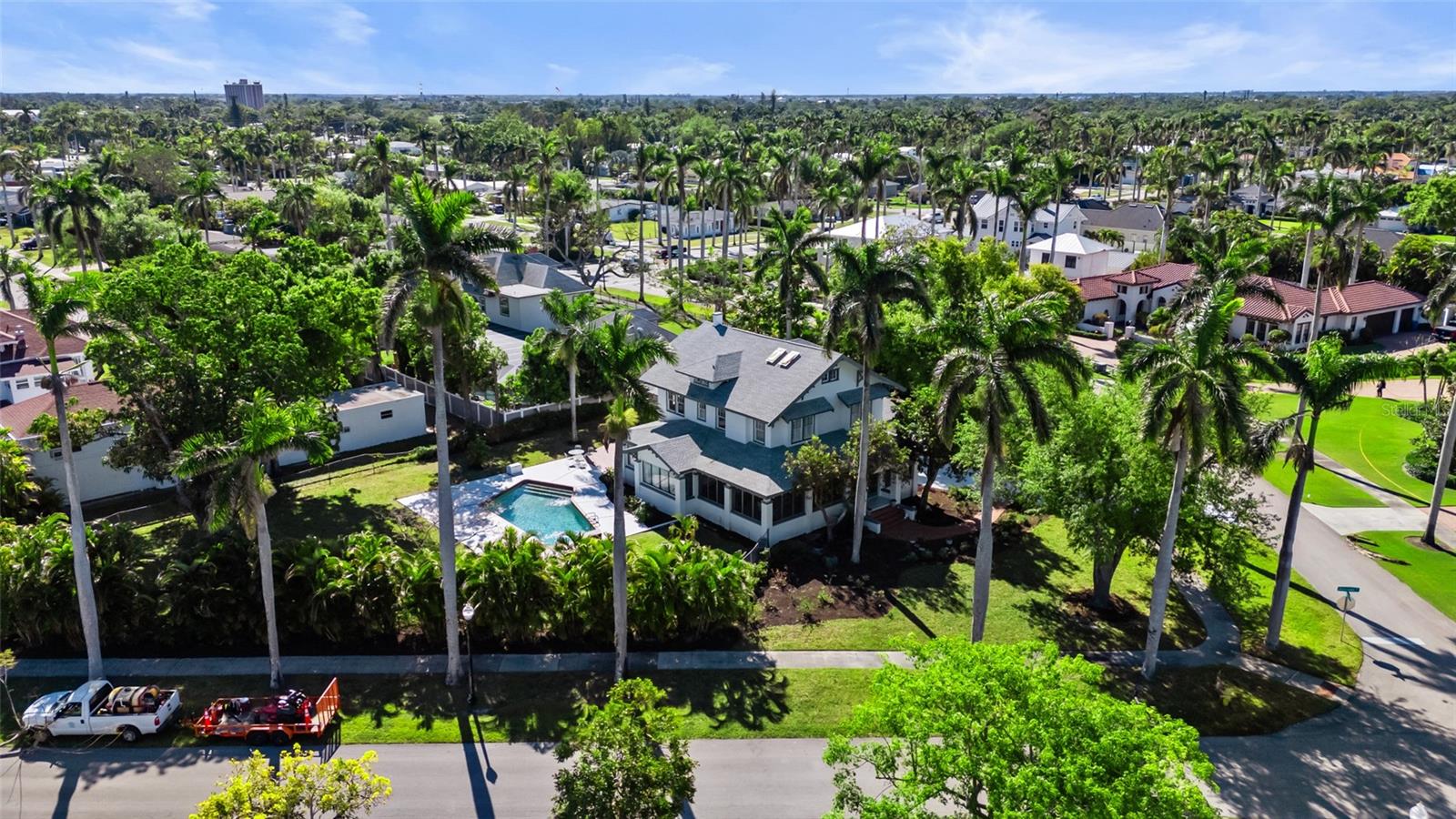 3235 AVOCADO DR, FORT MYERS, FL, 33901