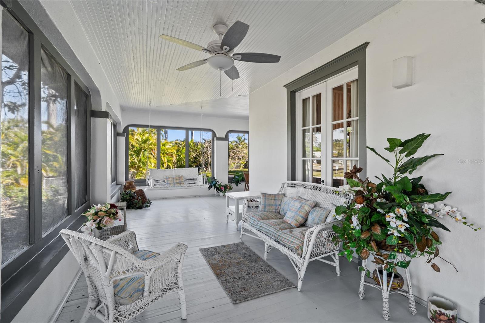 3235 AVOCADO DR, FORT MYERS, FL, 33901