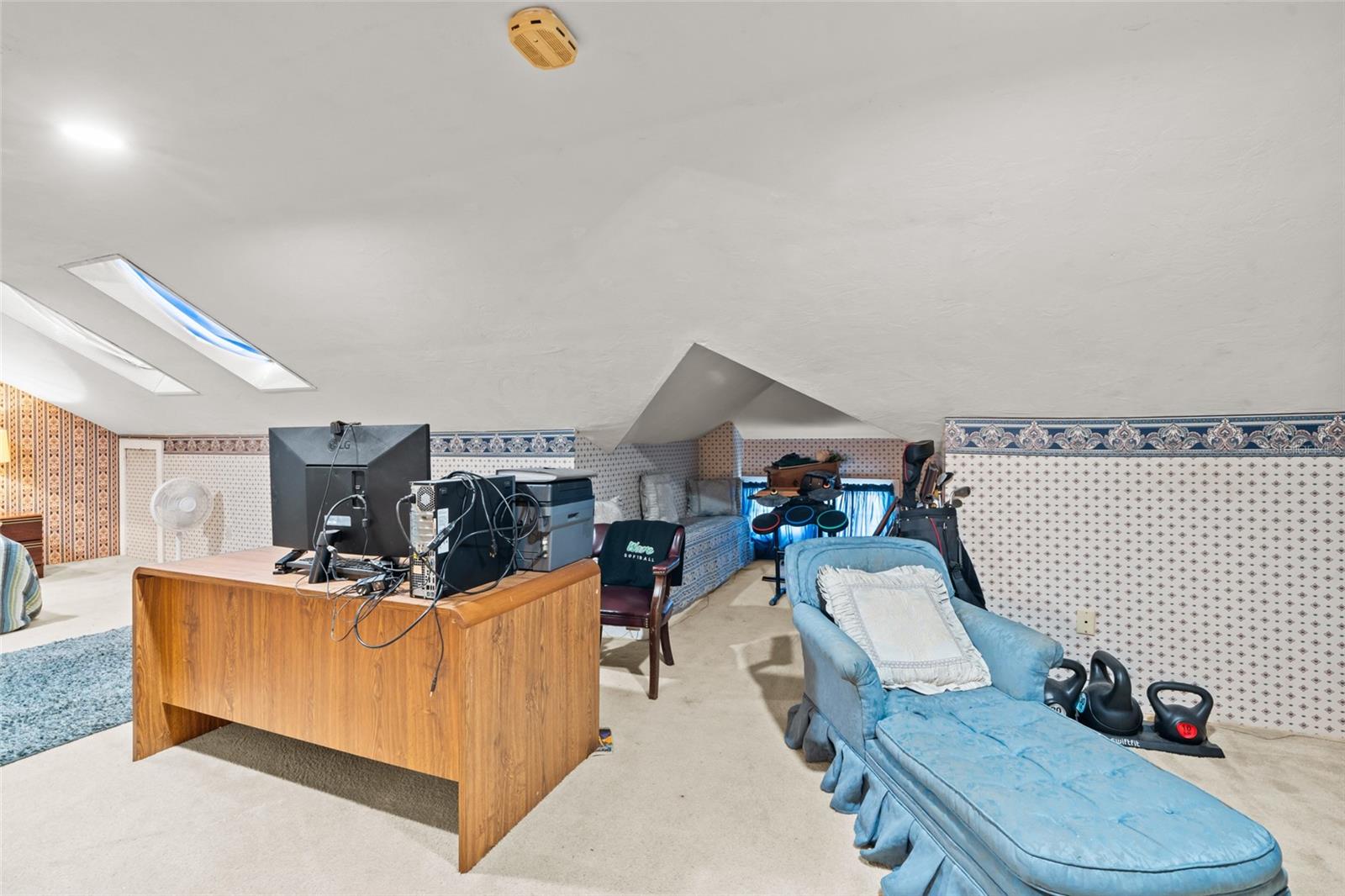 3235 AVOCADO DR, FORT MYERS, FL, 33901