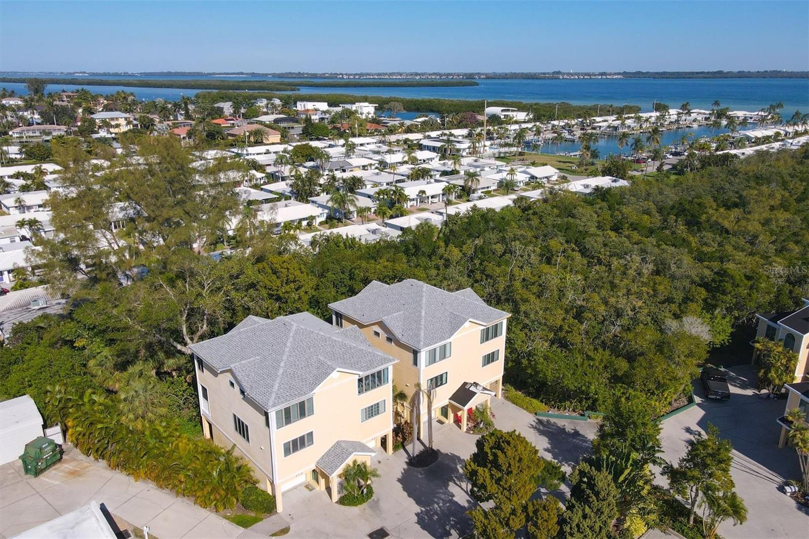 660 CEDARS CT, LONGBOAT KEY, FL, 34228