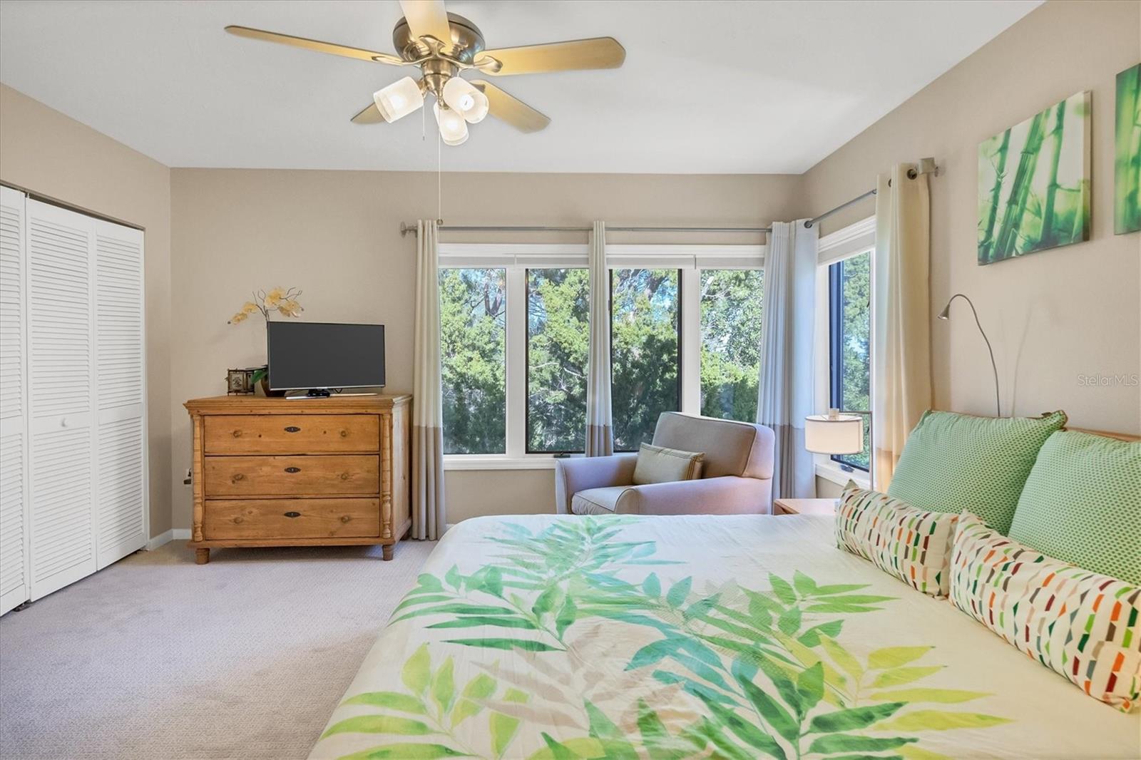 660 CEDARS CT, LONGBOAT KEY, FL, 34228