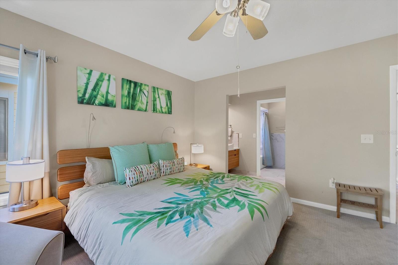 660 CEDARS CT, LONGBOAT KEY, FL, 34228