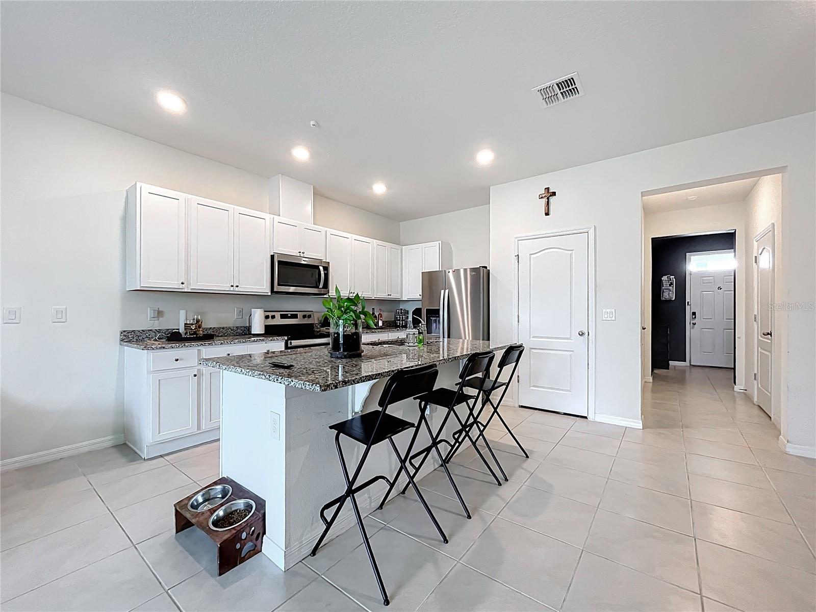 965 LIDO DR, HOWEY IN THE HILLS, FL, 34737