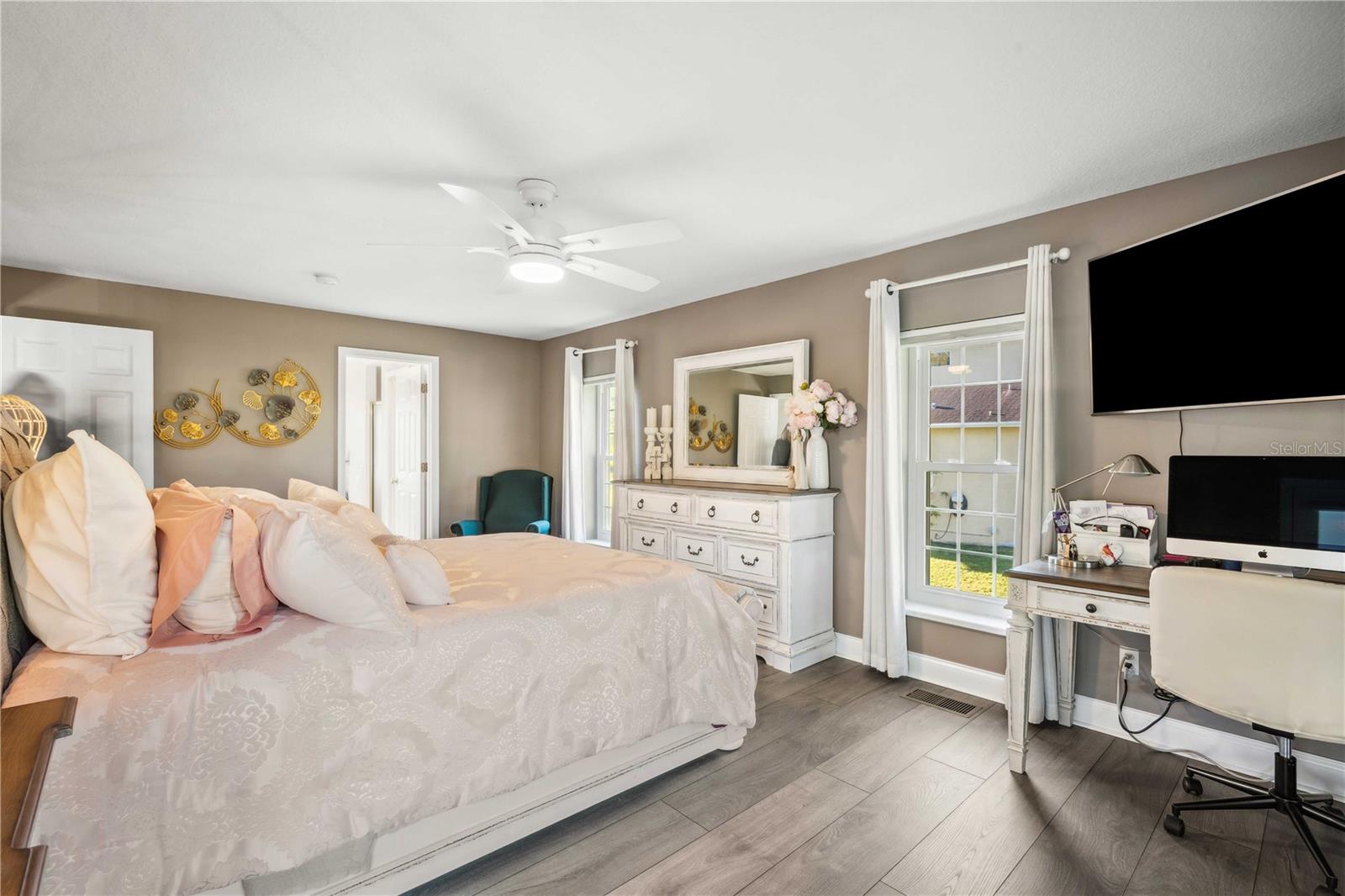 9848 PINE LEAF LANE, DADE CITY, FL, 33525