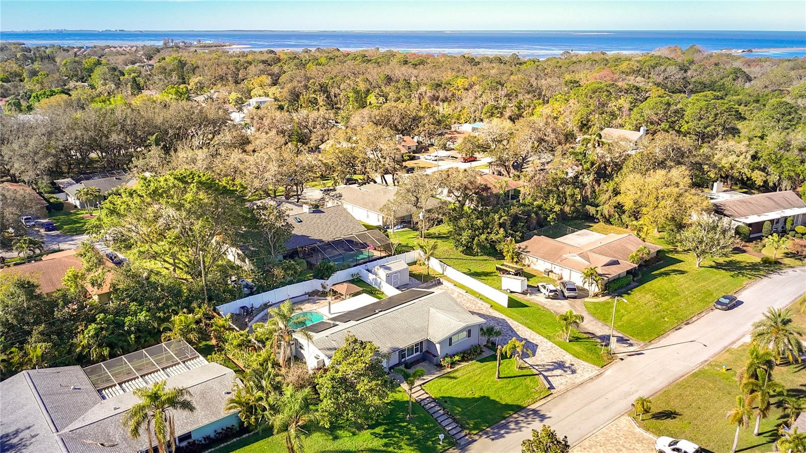 1247 HOLIDAY DR, TARPON SPRINGS, FL, 34689
