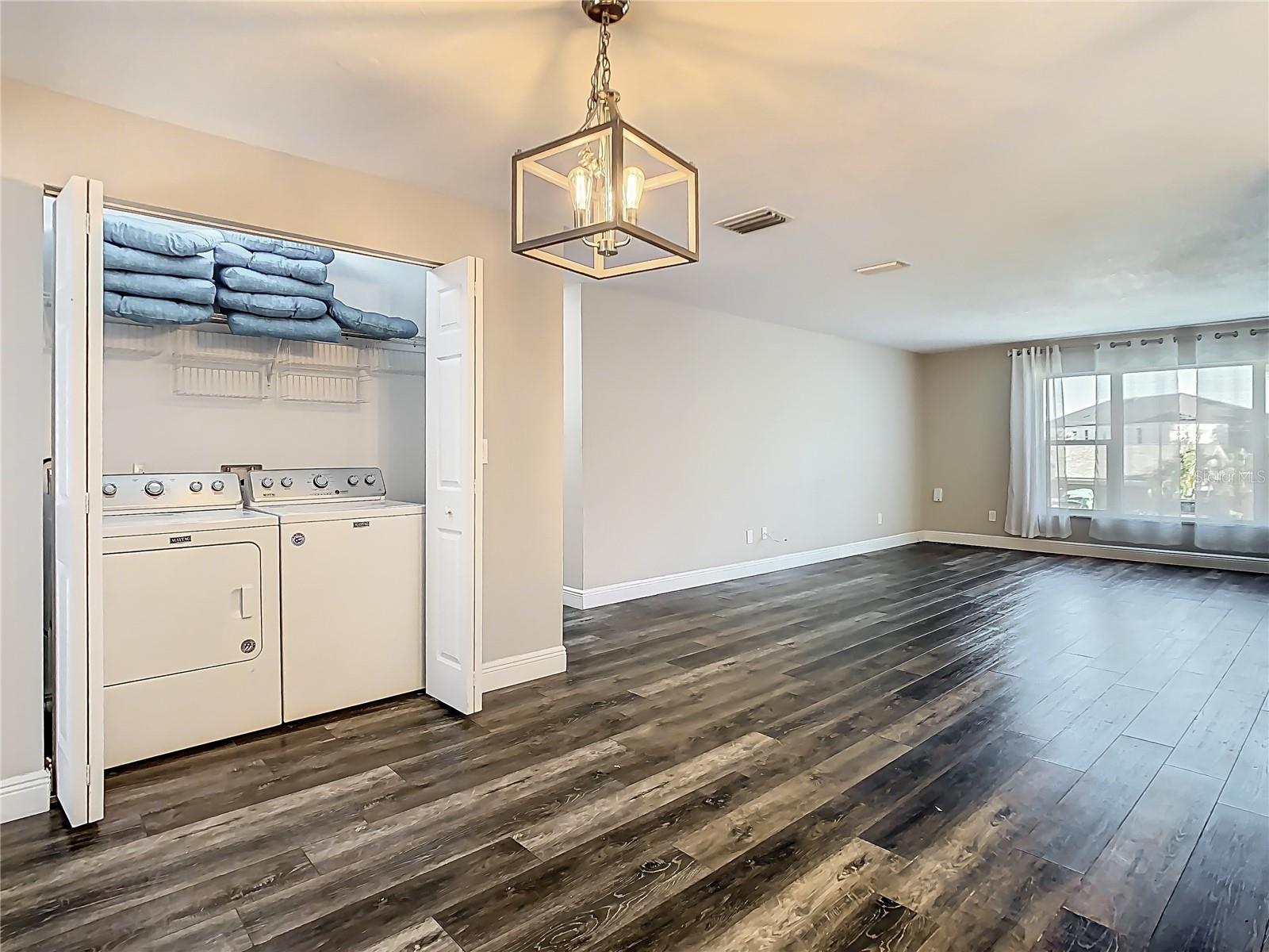 1247 HOLIDAY DR, TARPON SPRINGS, FL, 34689