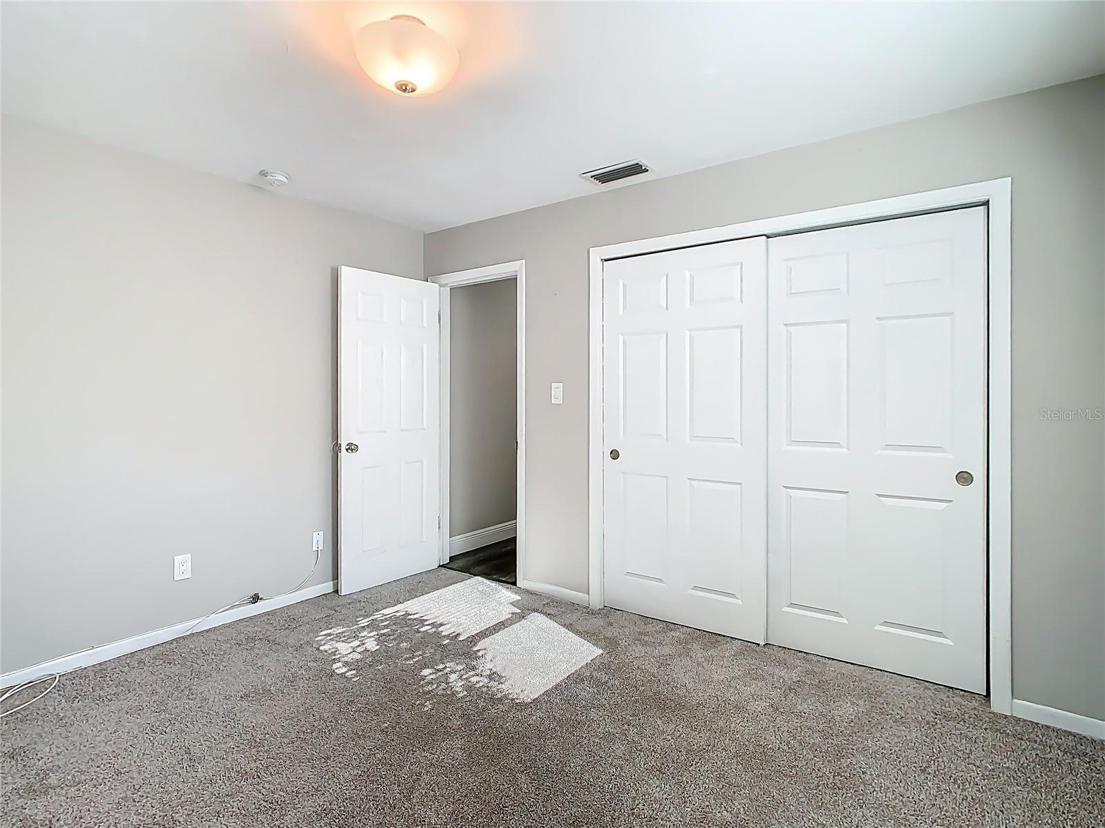 1247 HOLIDAY DR, TARPON SPRINGS, FL, 34689
