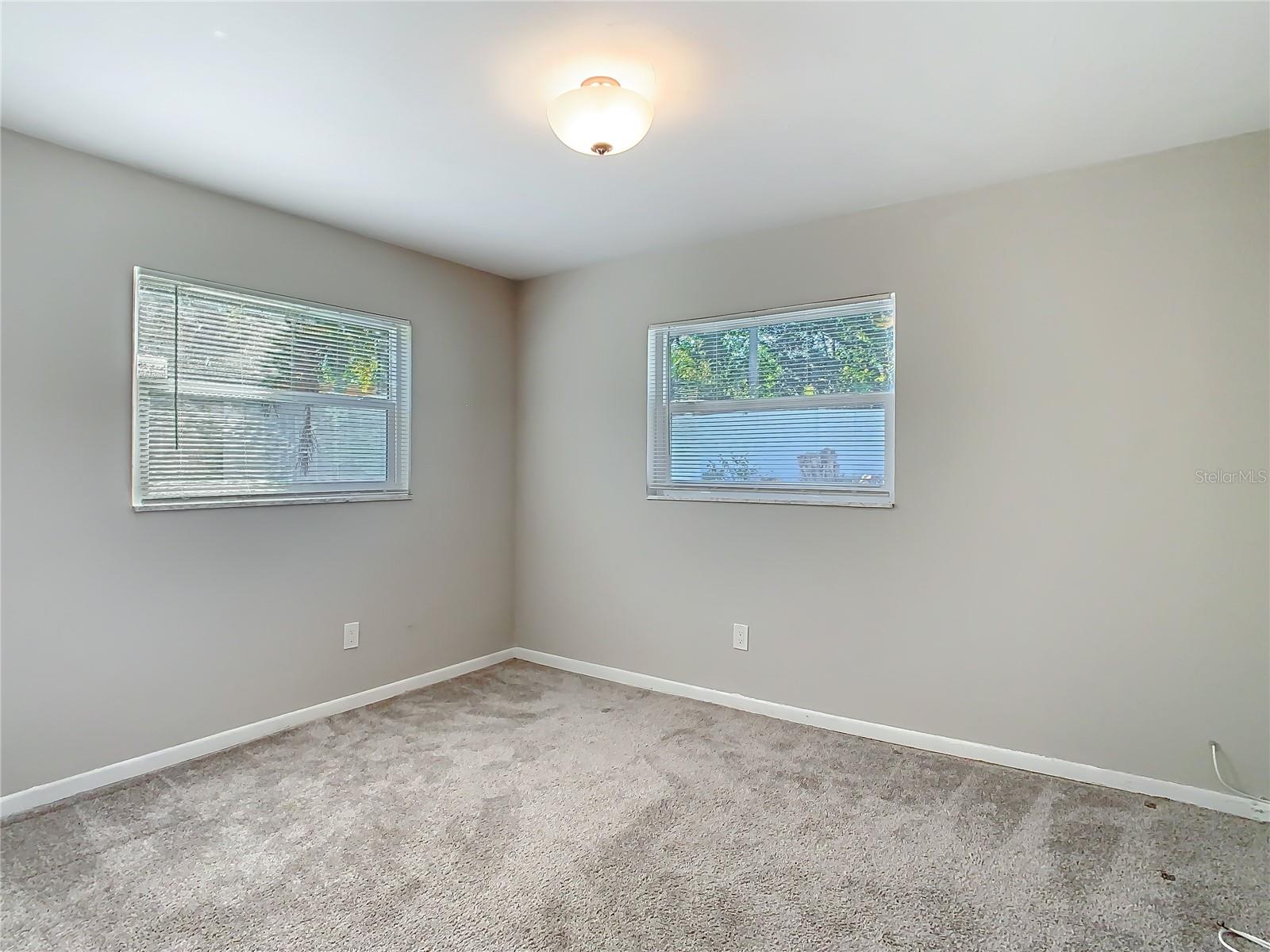 1247 HOLIDAY DR, TARPON SPRINGS, FL, 34689