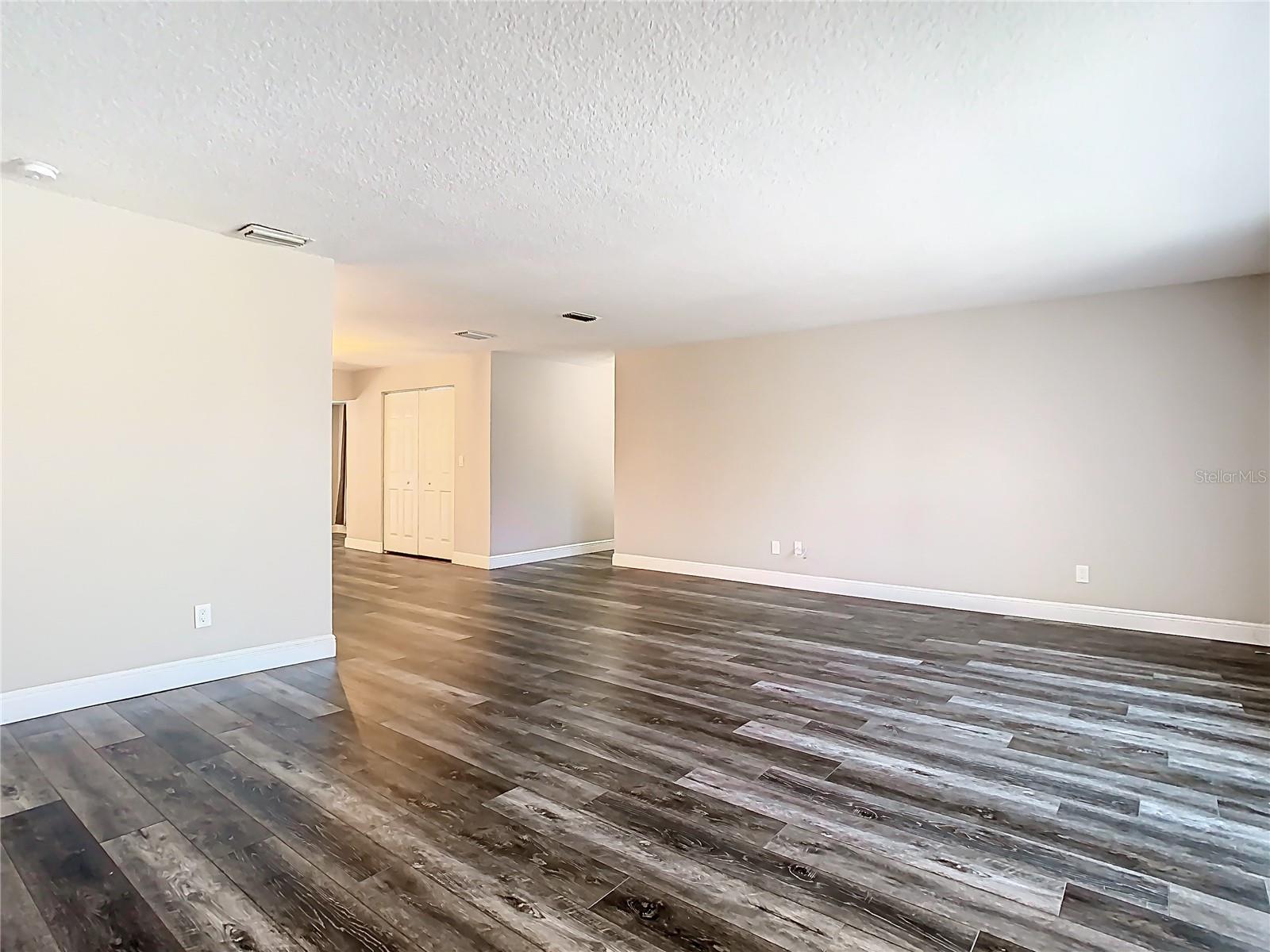 1247 HOLIDAY DR, TARPON SPRINGS, FL, 34689