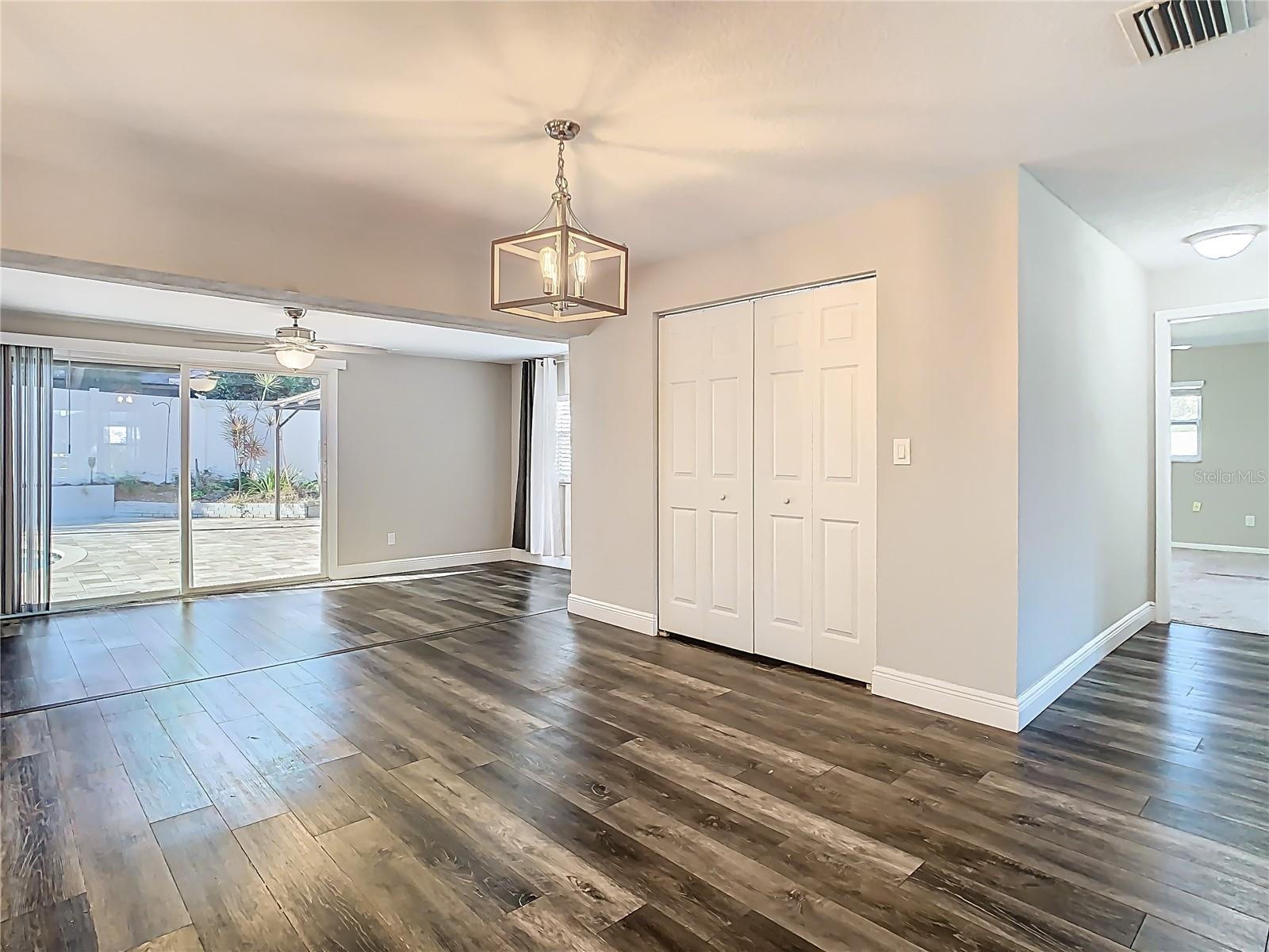 1247 HOLIDAY DR, TARPON SPRINGS, FL, 34689