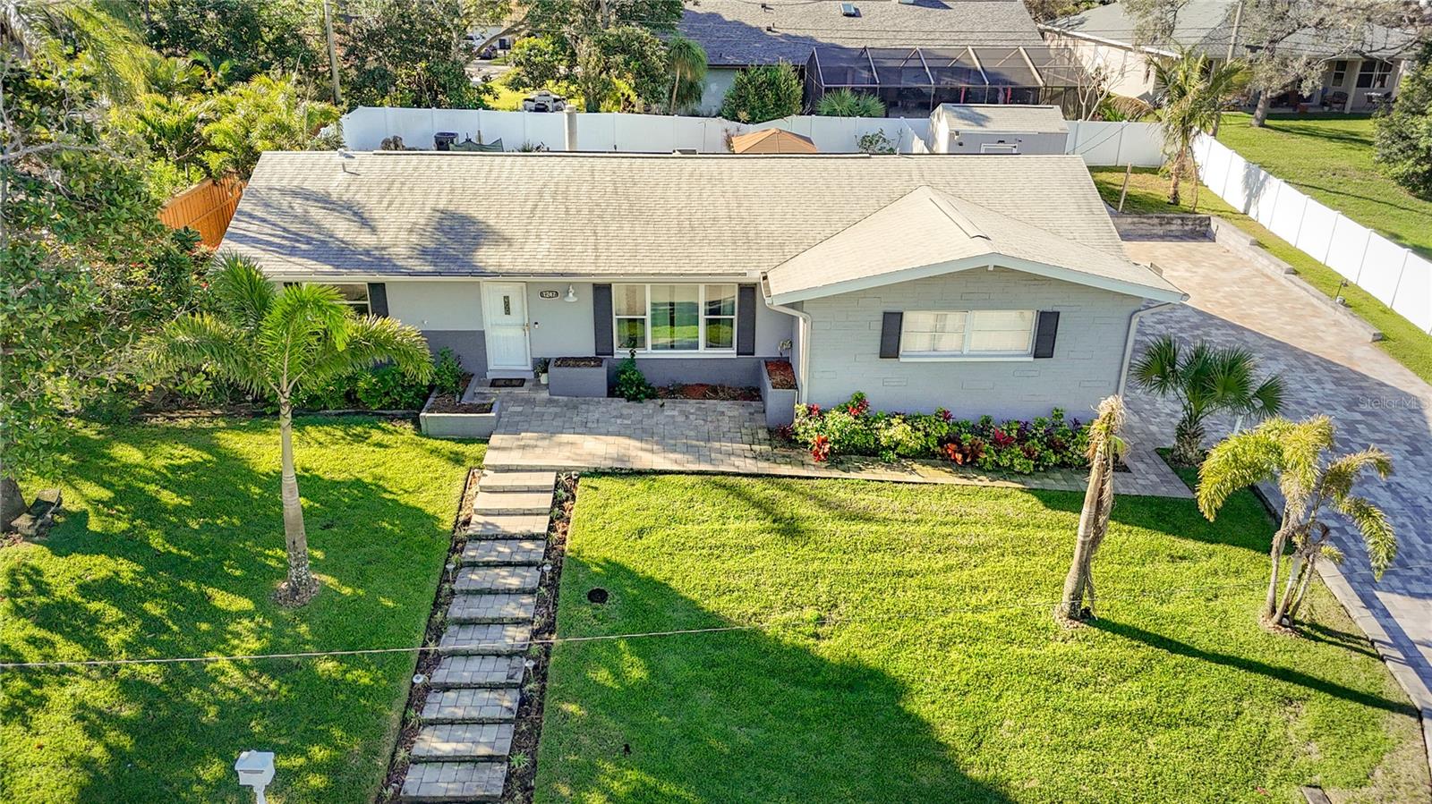 1247 HOLIDAY DR, TARPON SPRINGS, FL, 34689