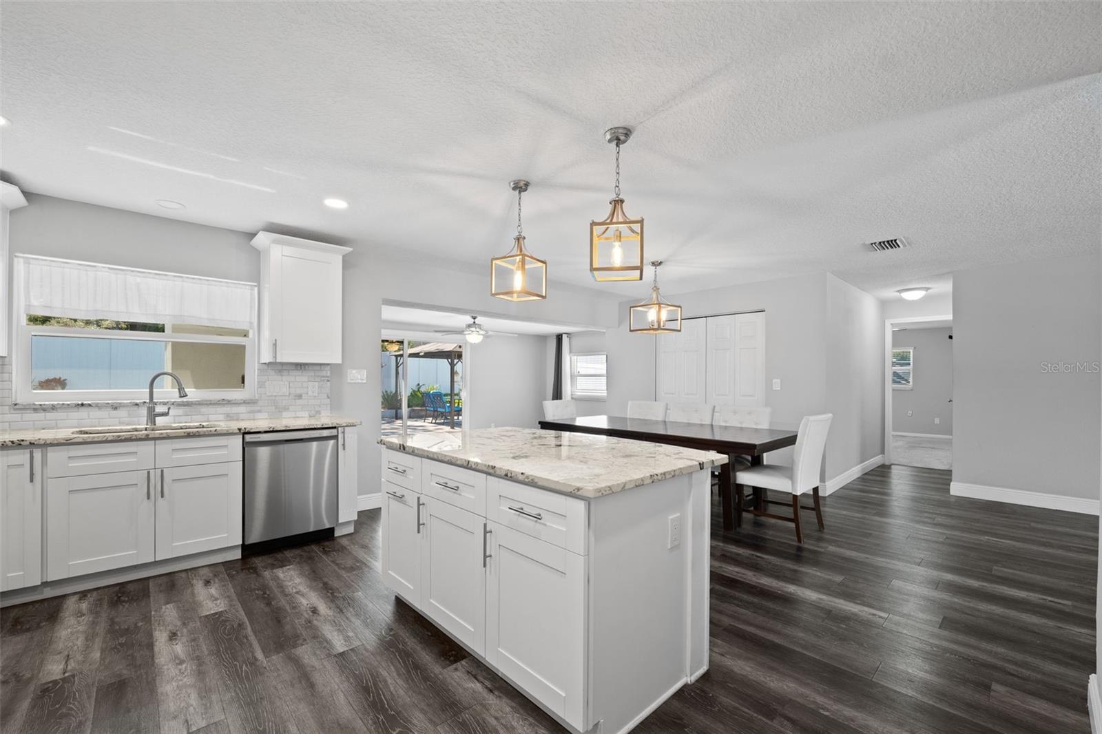 1247 HOLIDAY DR, TARPON SPRINGS, FL, 34689