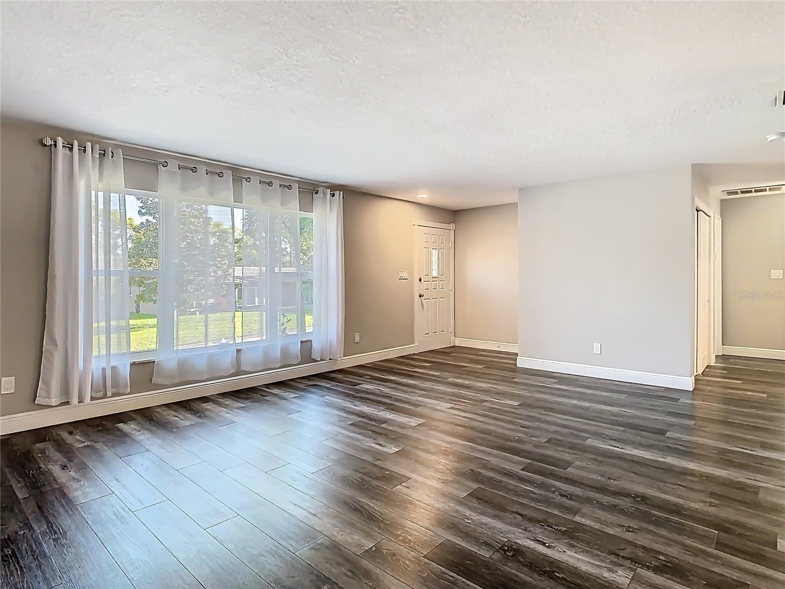 1247 HOLIDAY DR, TARPON SPRINGS, FL, 34689
