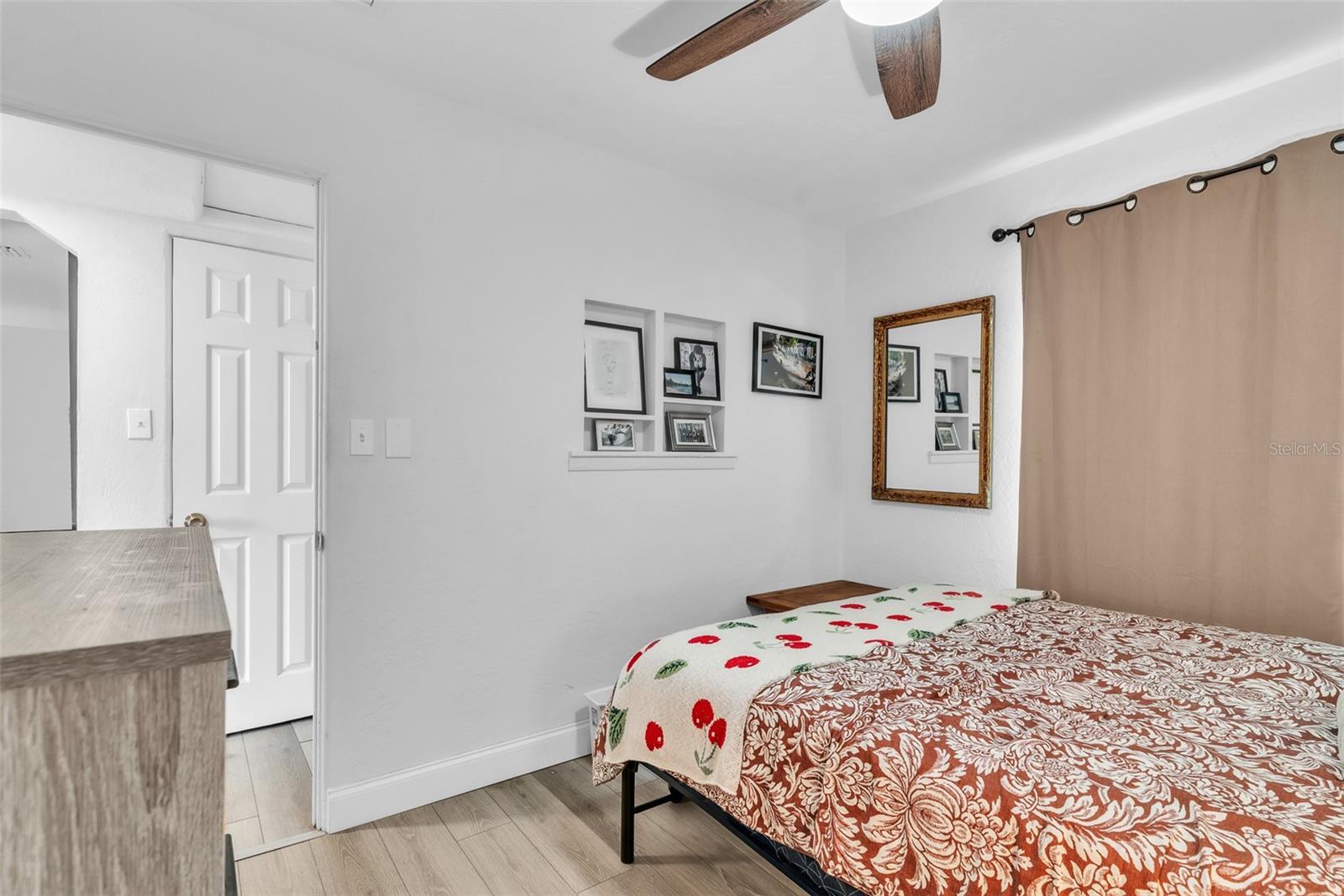 2460 16TH AVE N, ST PETERSBURG, FL, 33713