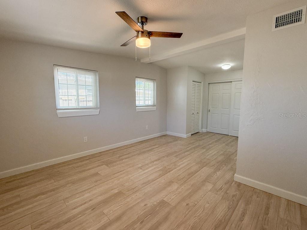 9433 STARKEY RD, SEMINOLE, FL, 33777