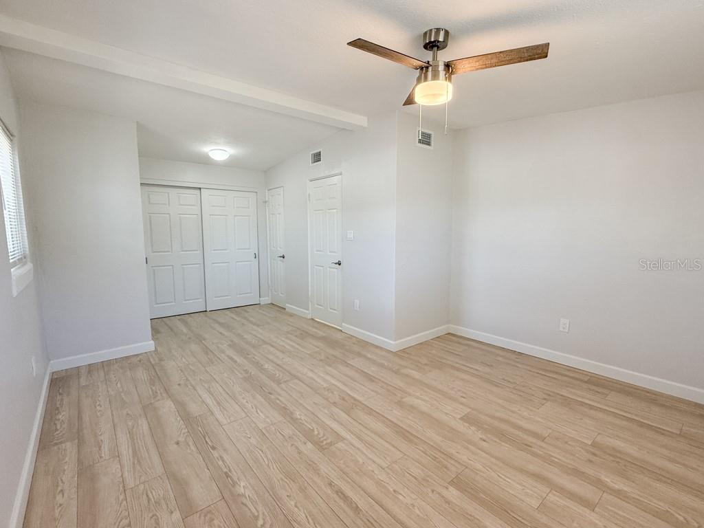 9433 STARKEY RD, SEMINOLE, FL, 33777