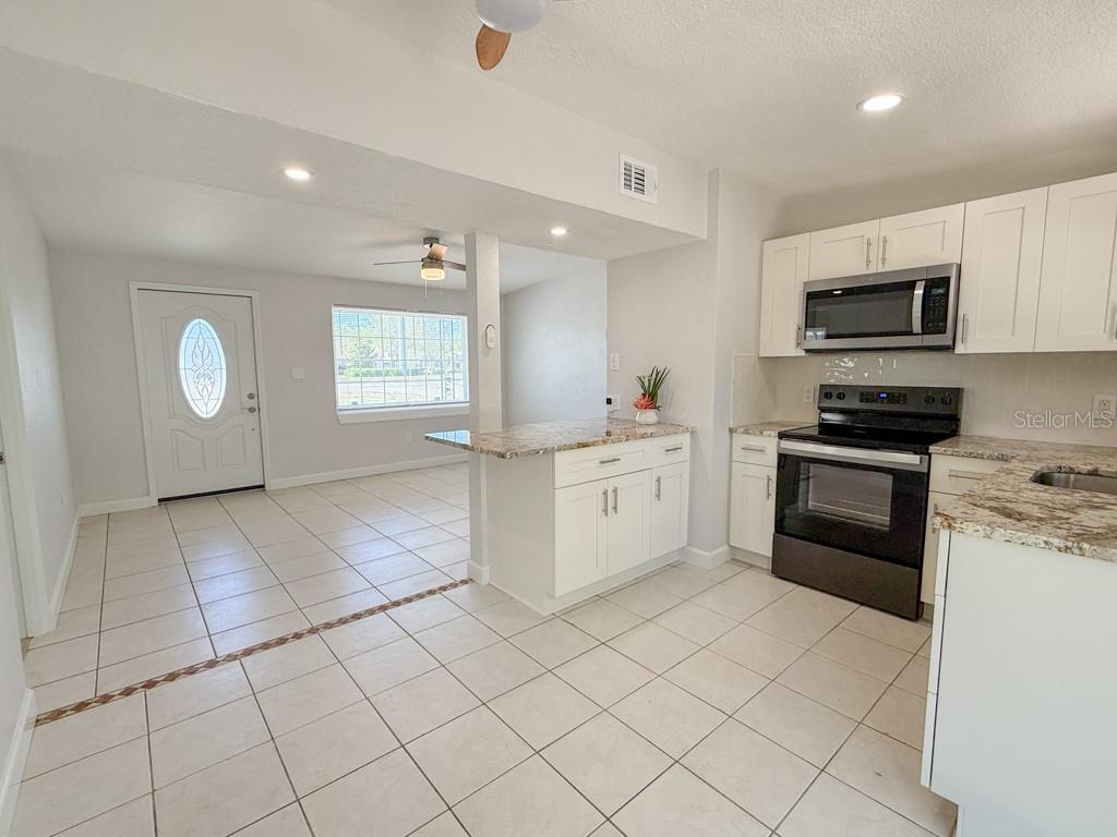 9433 STARKEY RD, SEMINOLE, FL, 33777
