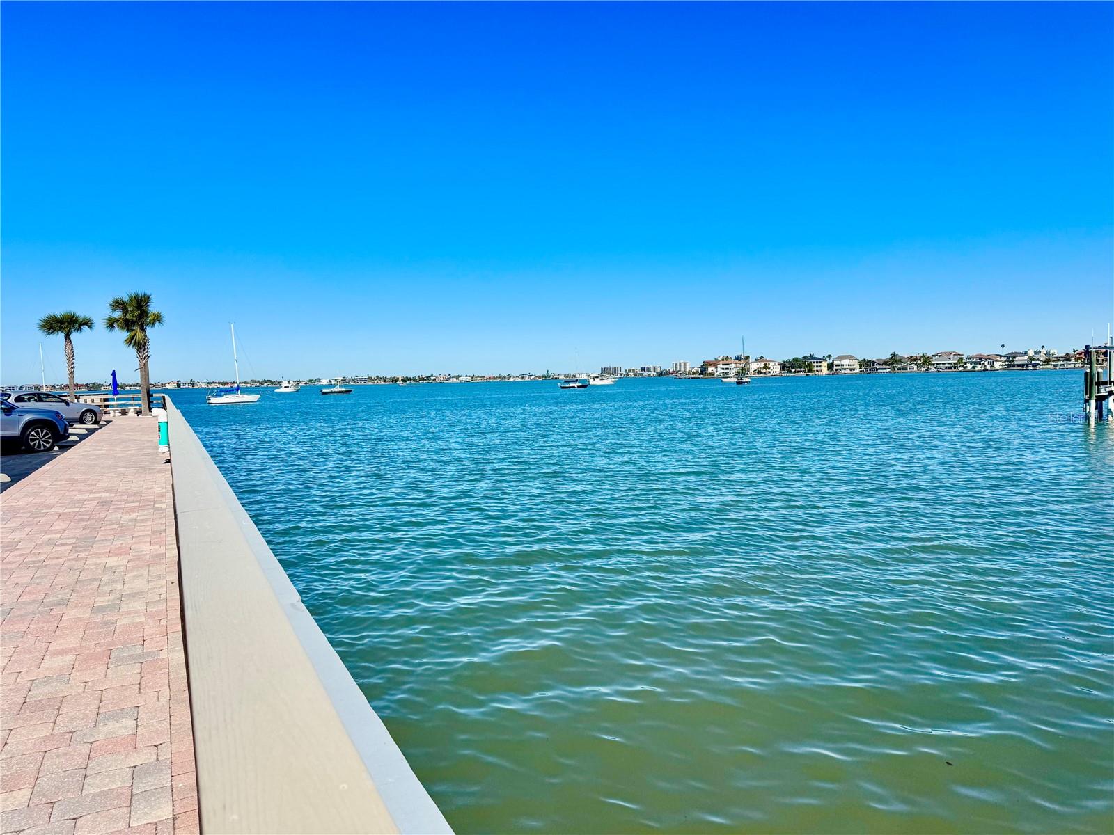 100 BLUFF VIEW DR #117C, BELLEAIR BLUFFS, FL, 33770