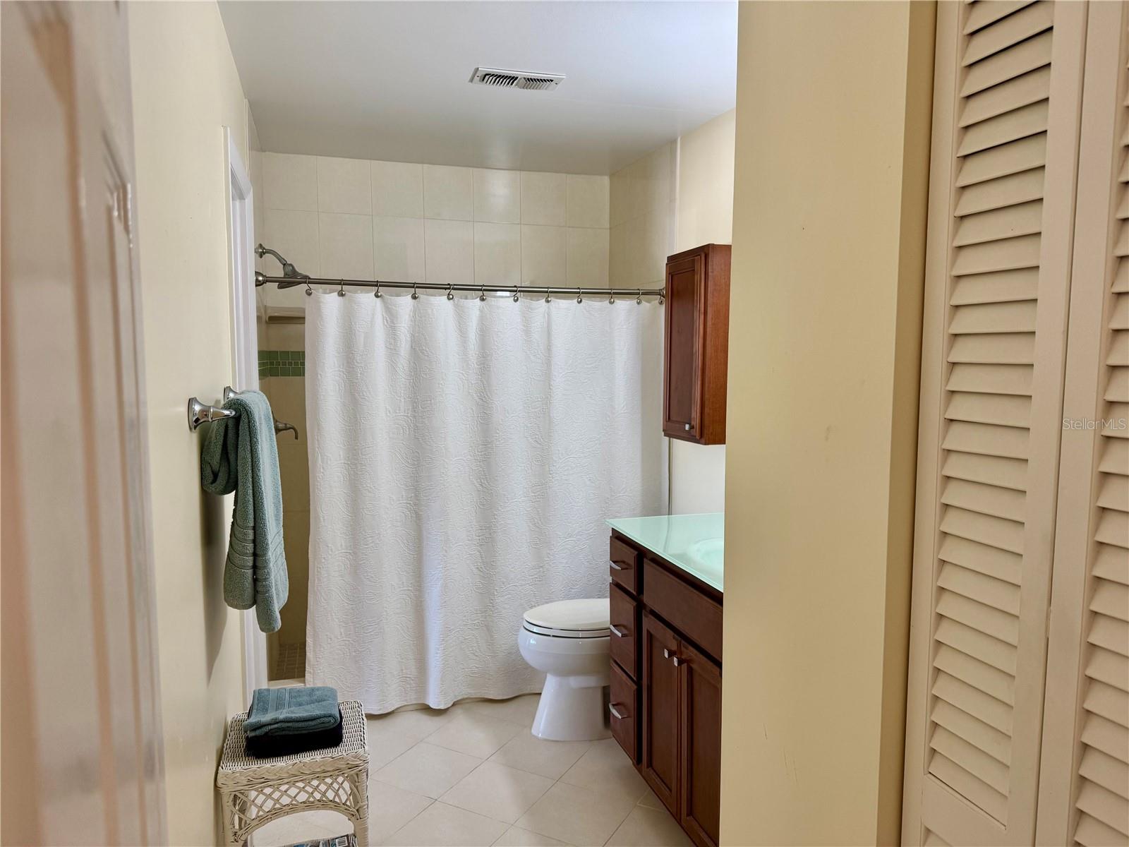 100 BLUFF VIEW DR #117C, BELLEAIR BLUFFS, FL, 33770
