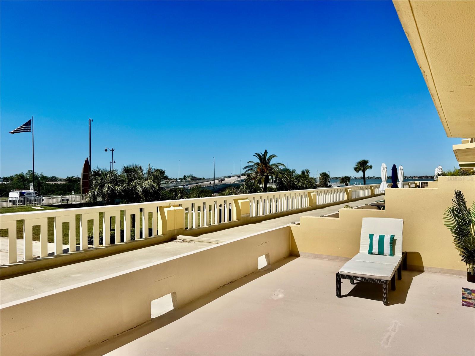 100 BLUFF VIEW DR #117C, BELLEAIR BLUFFS, FL, 33770