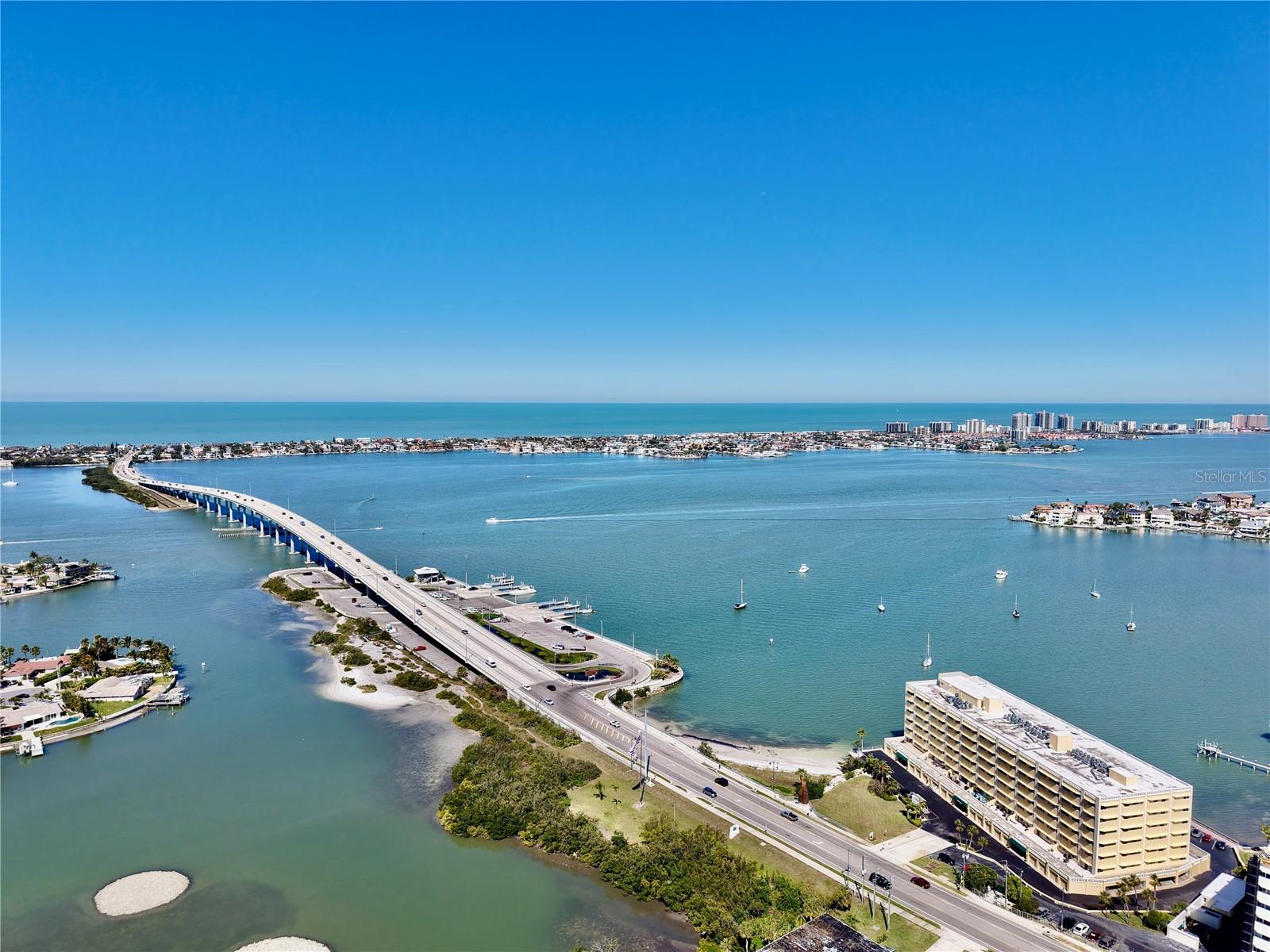 100 BLUFF VIEW DR #117C, BELLEAIR BLUFFS, FL, 33770